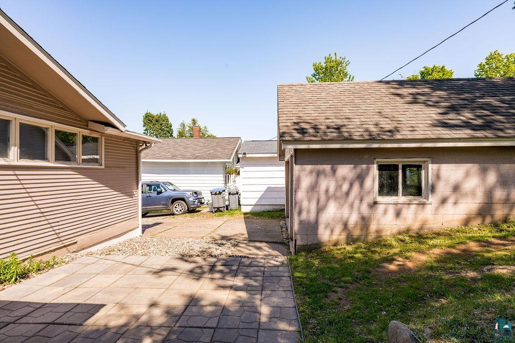 512 Rose St, Duluth, MN 55803 Listing Photo  15
