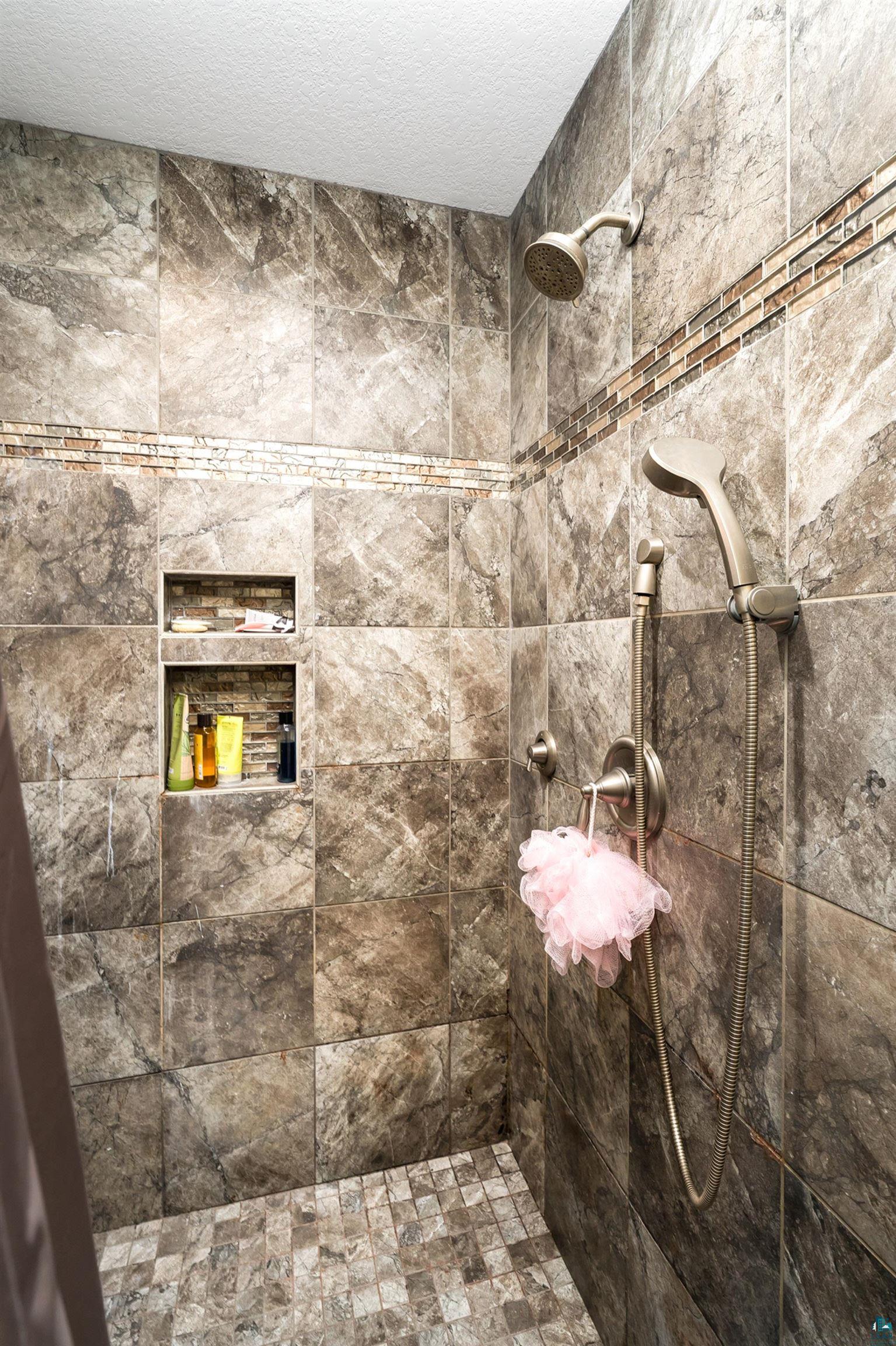 4934 Greystone St, Hermantown, MN 55811 Listing Photo  33