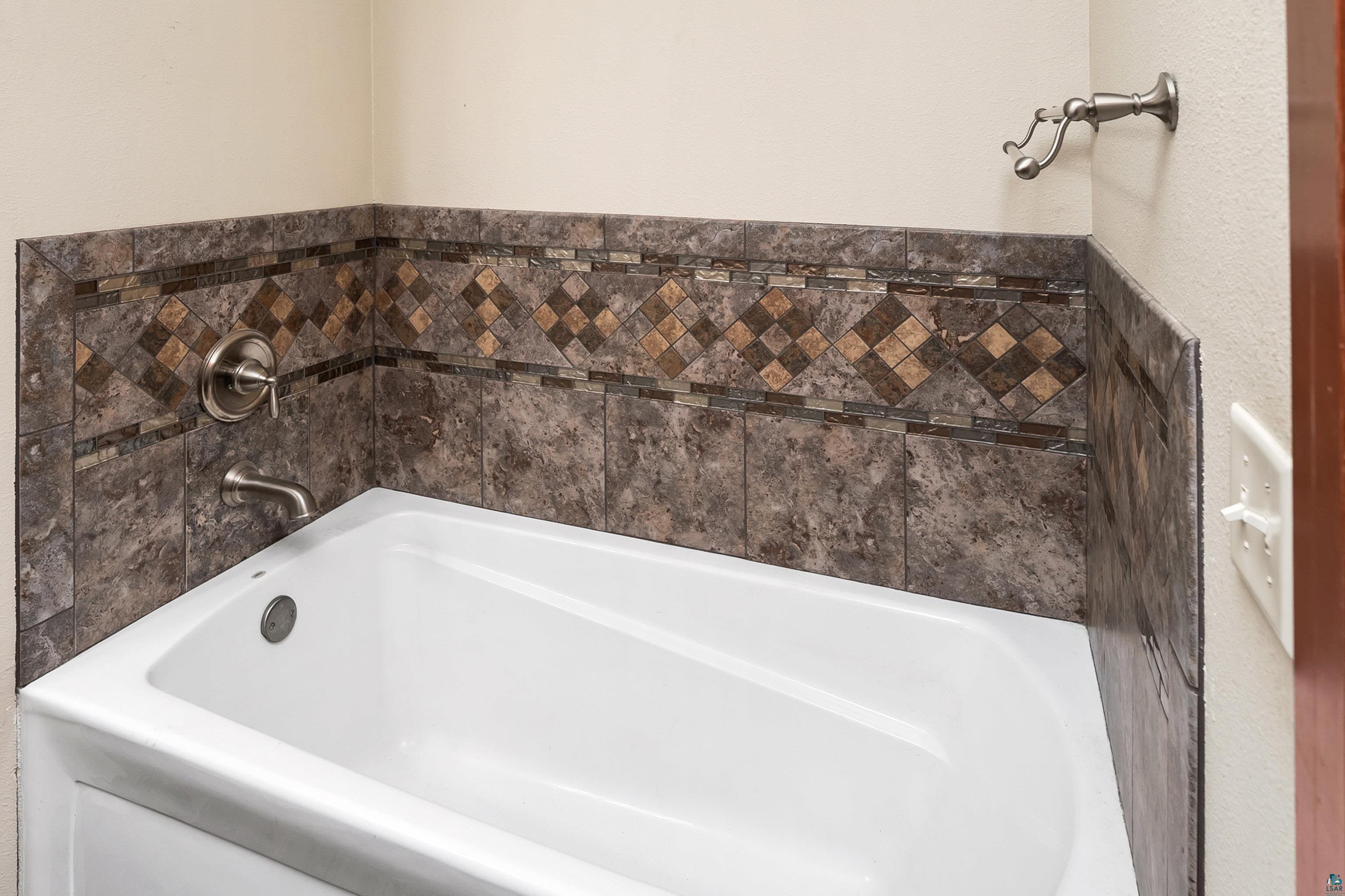4934 Greystone St, Hermantown, MN 55811 Listing Photo  48