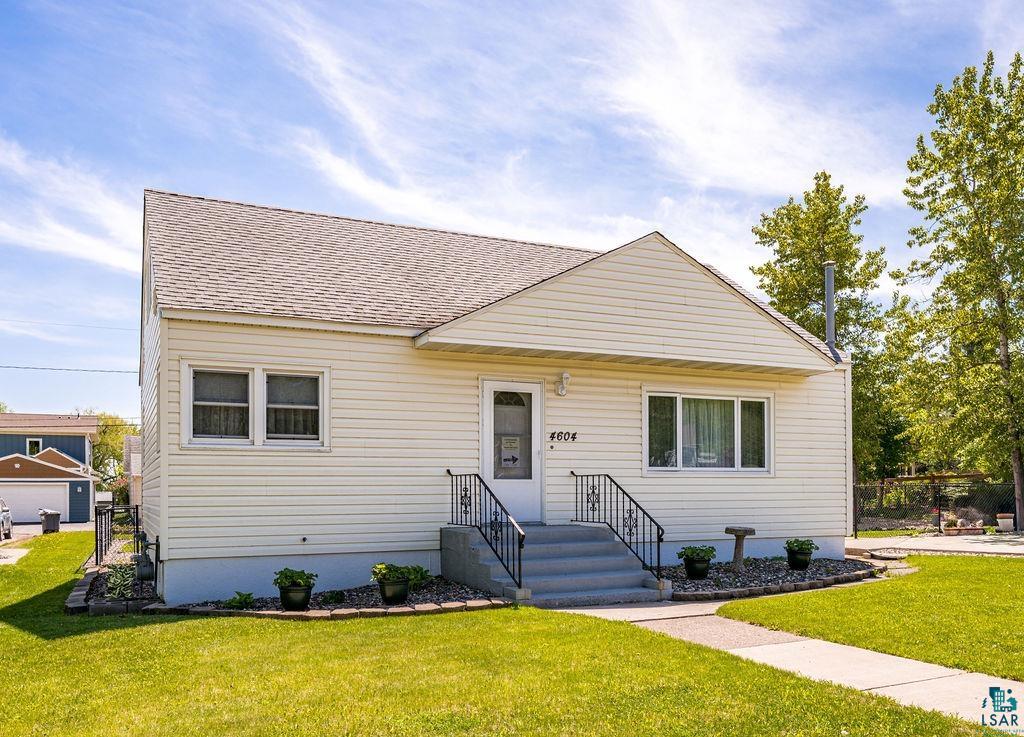 4604 Glenwood St, Duluth, MN 55804 Listing Photo  3