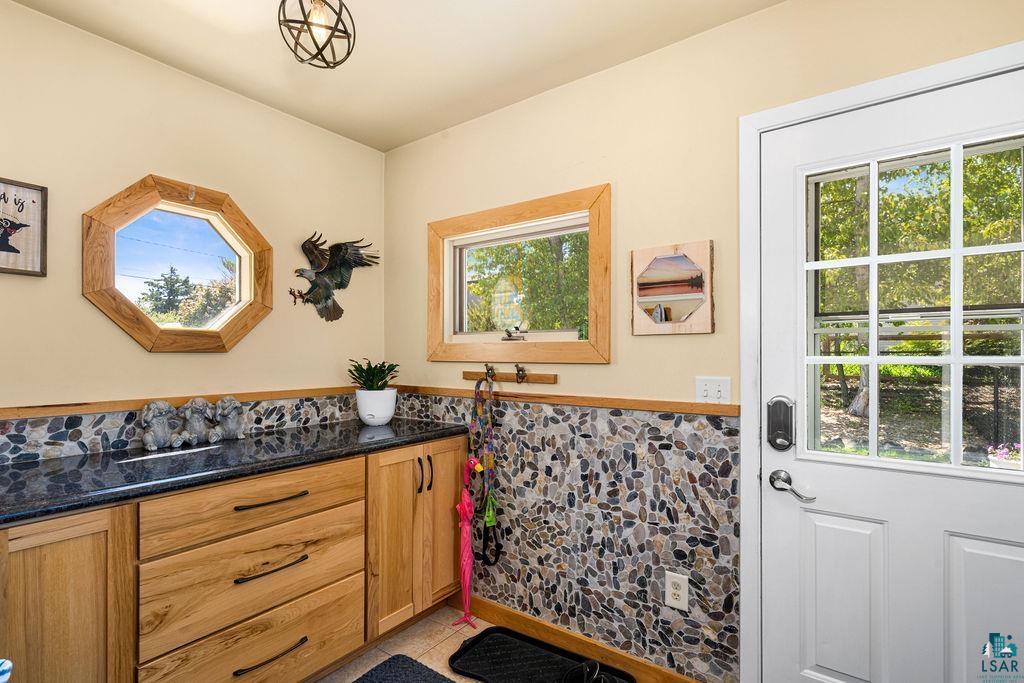 4604 Glenwood St, Duluth, MN 55804 Listing Photo  21