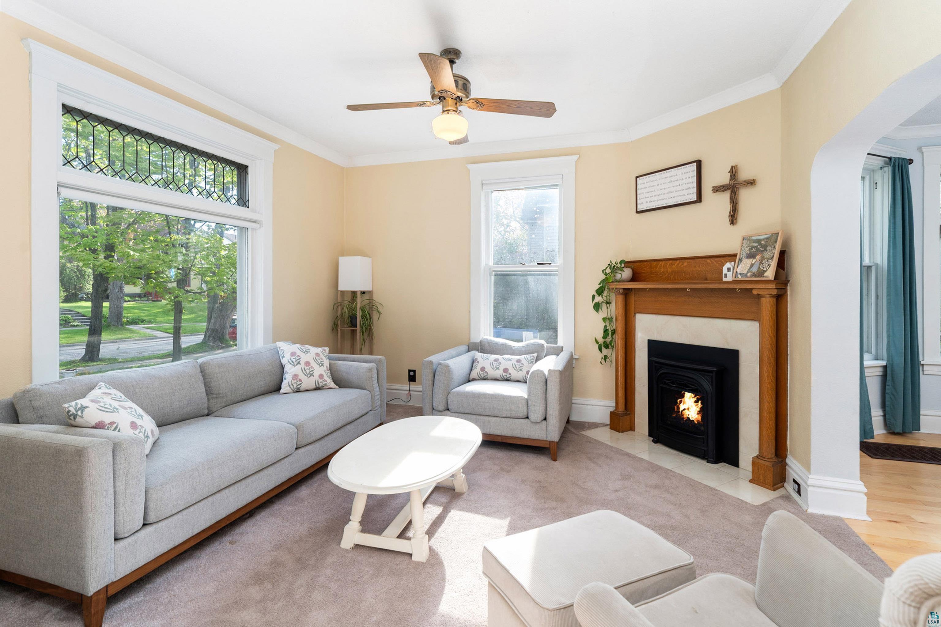 5410 Oneida St, Duluth, MN 55804 Listing Photo  2