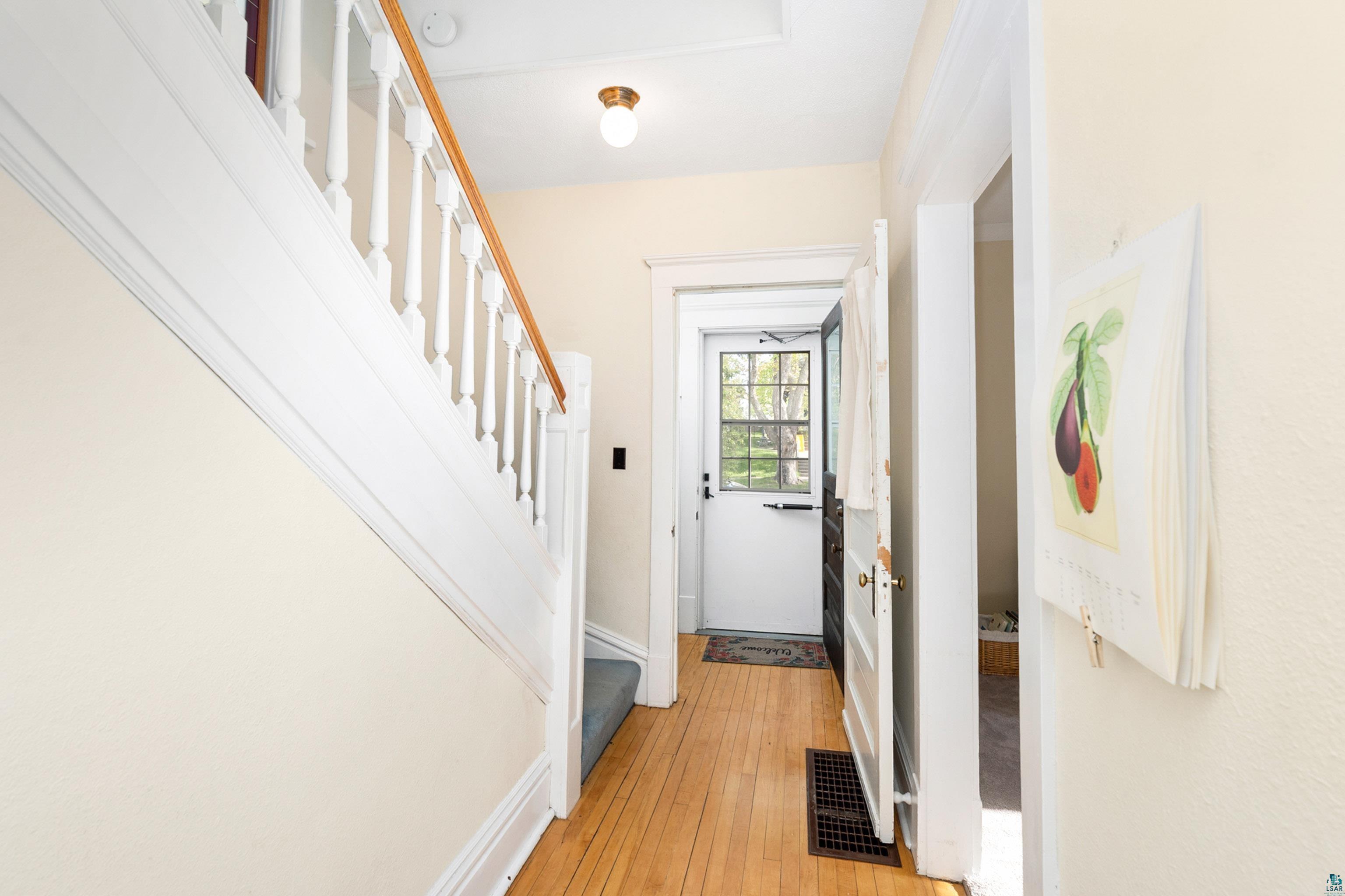 5410 Oneida St, Duluth, MN 55804 Listing Photo  18