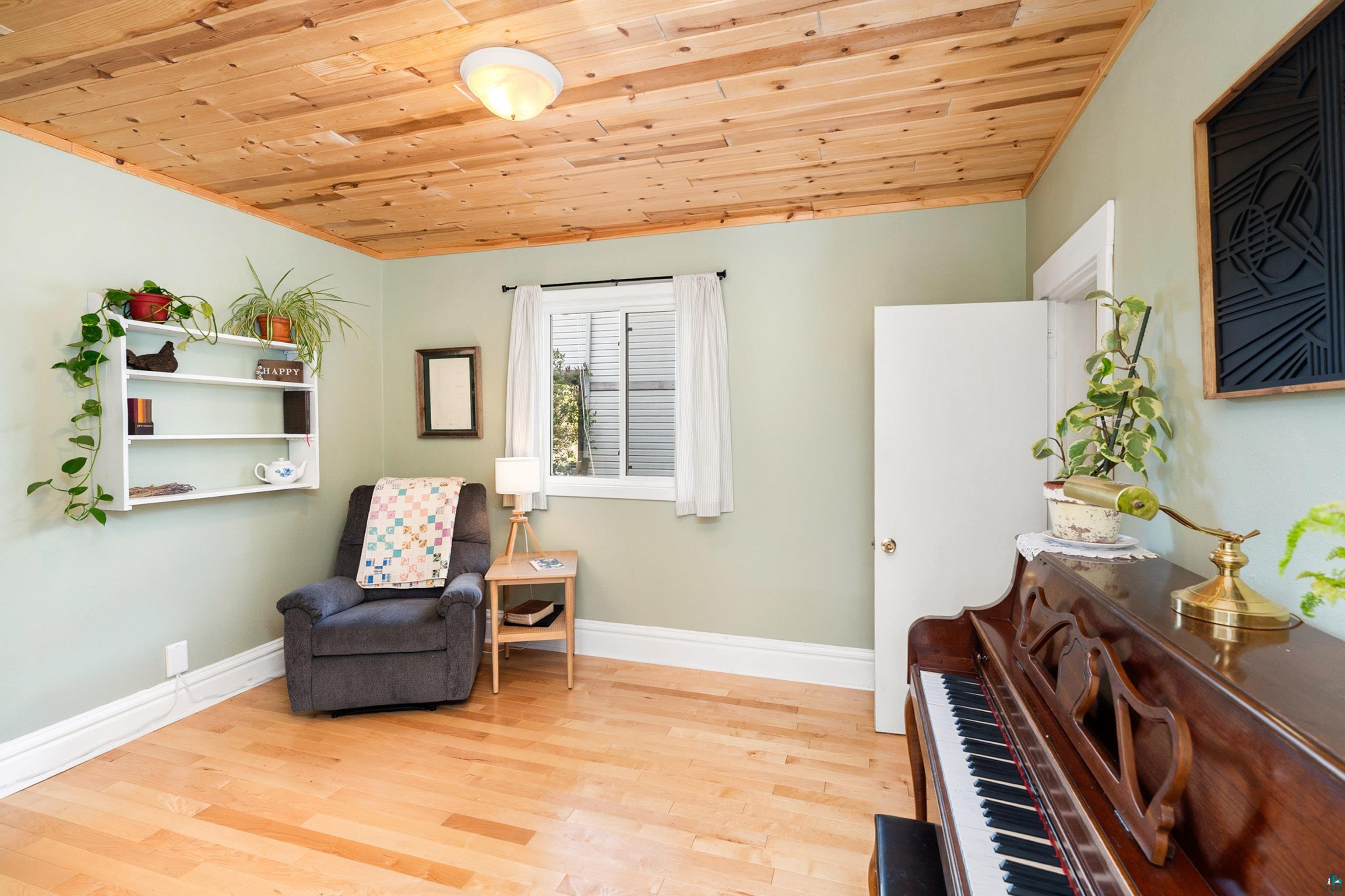 5410 Oneida St, Duluth, MN 55804 Listing Photo  8