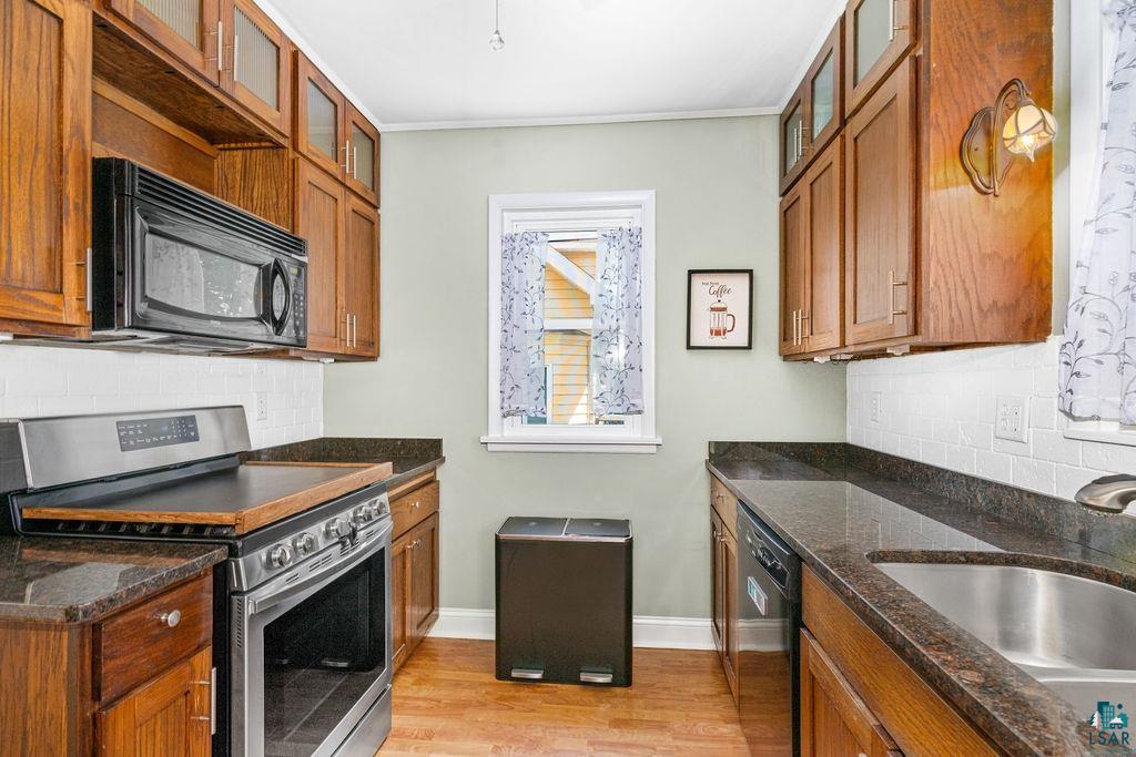 4706 Pitt St, Duluth, MN 55804 Listing Photo  9