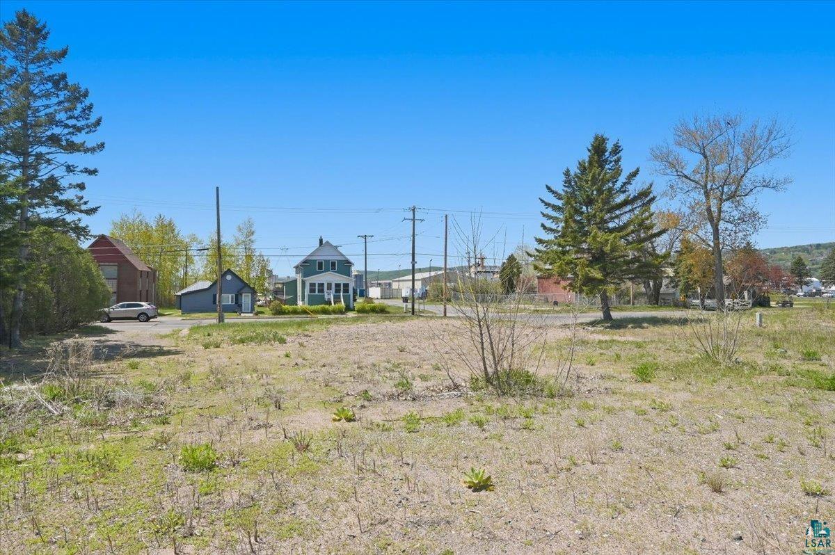 1301 S Lake Ave, Duluth, MN 55802 Listing Photo  13