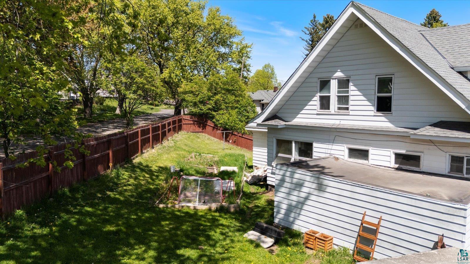 5911 Elinor St, Duluth, MN 55807 Listing Photo  12