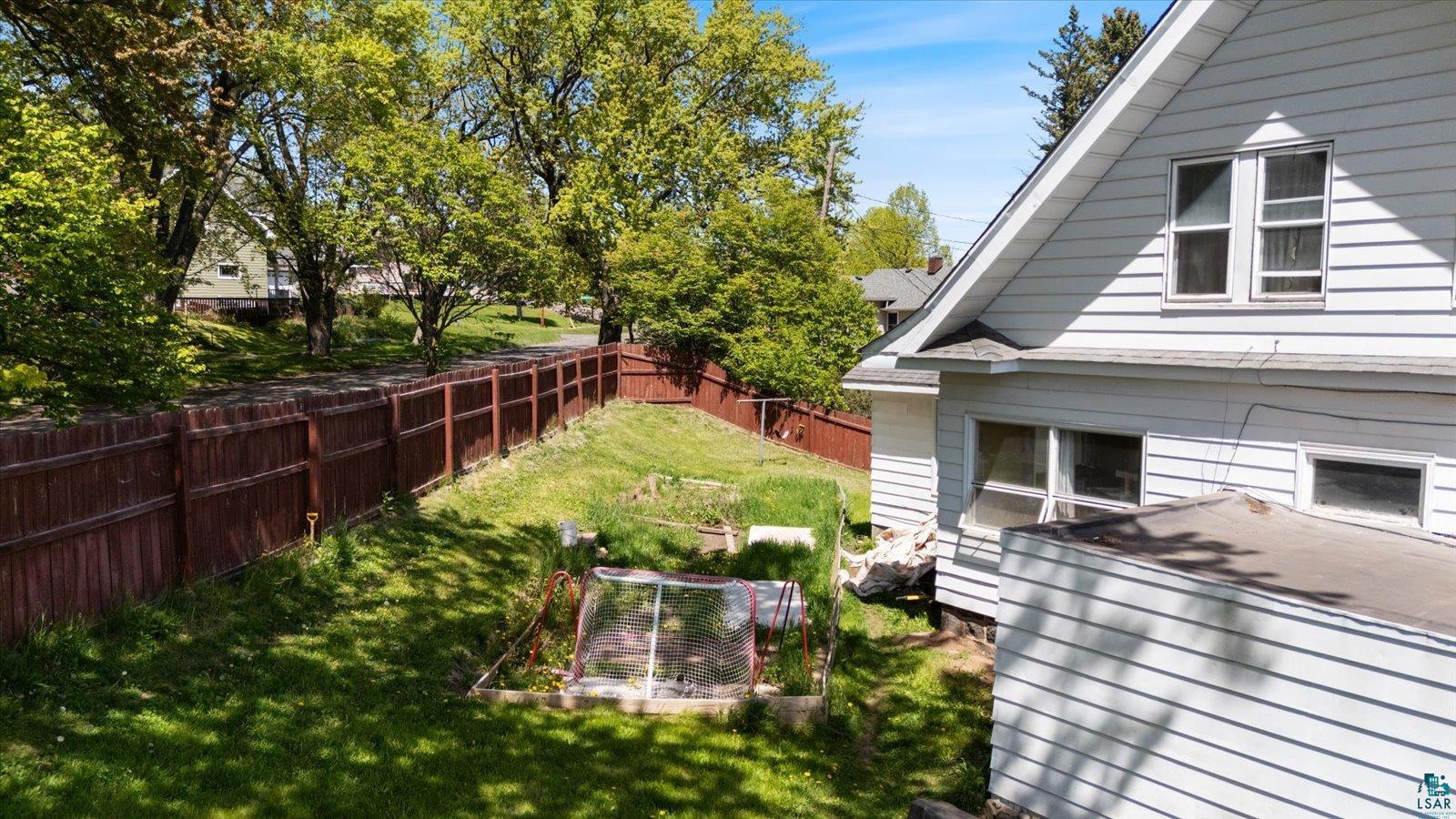 5911 Elinor St, Duluth, MN 55807 Listing Photo  13