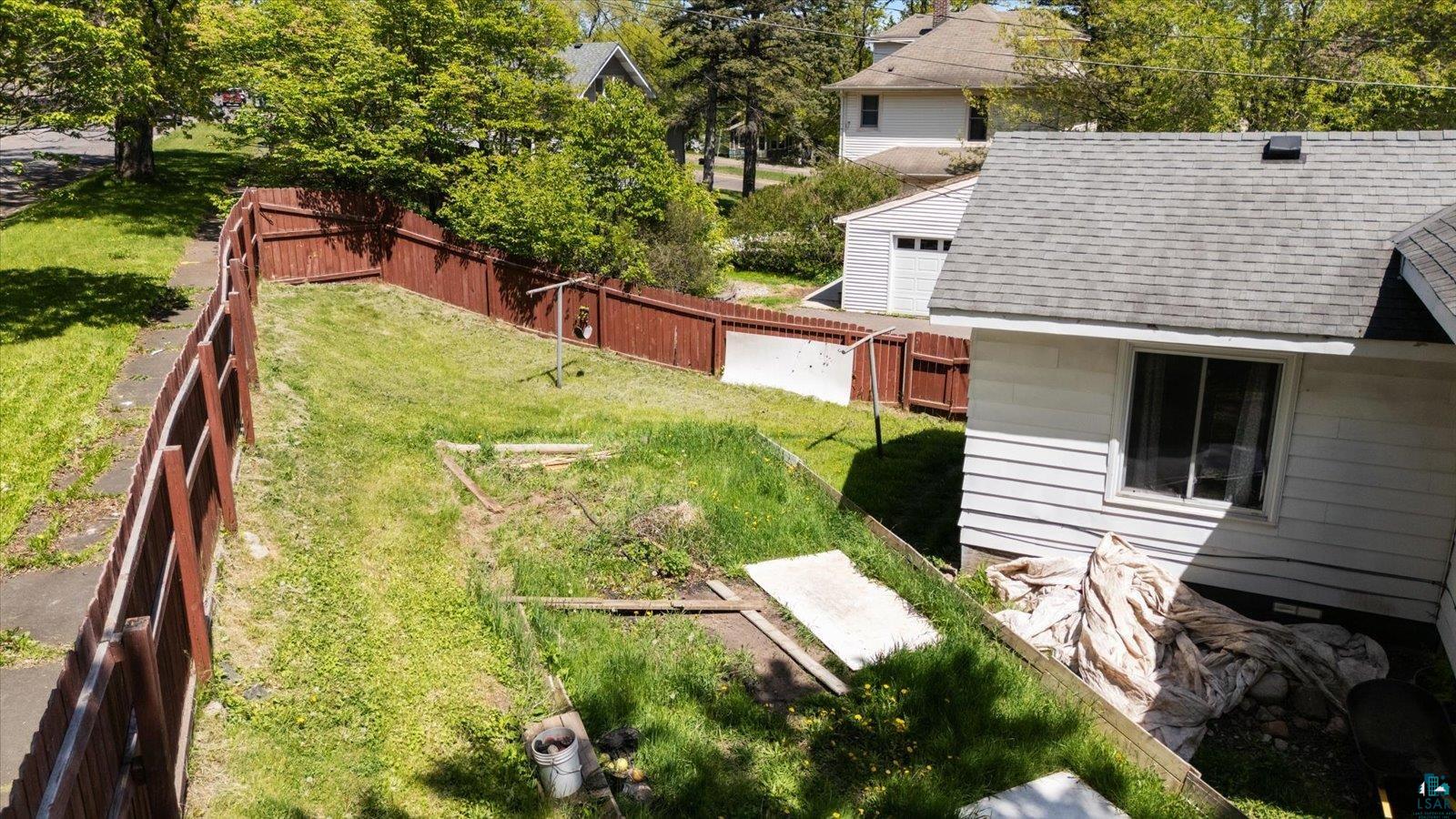 5911 Elinor St, Duluth, MN 55807 Listing Photo  15