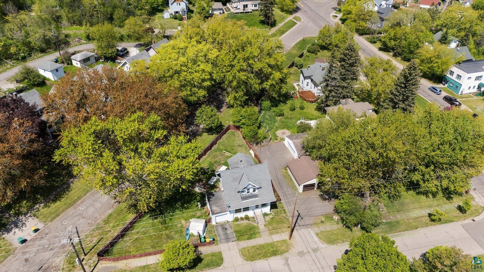 5911 Elinor St, Duluth, MN 55807 Listing Photo  6