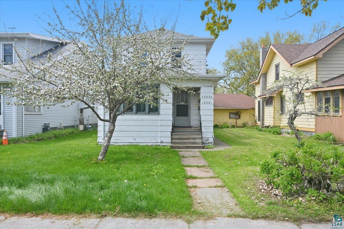 1303 Baxter Ave, Superior, WI 54880 Listing Photo  2