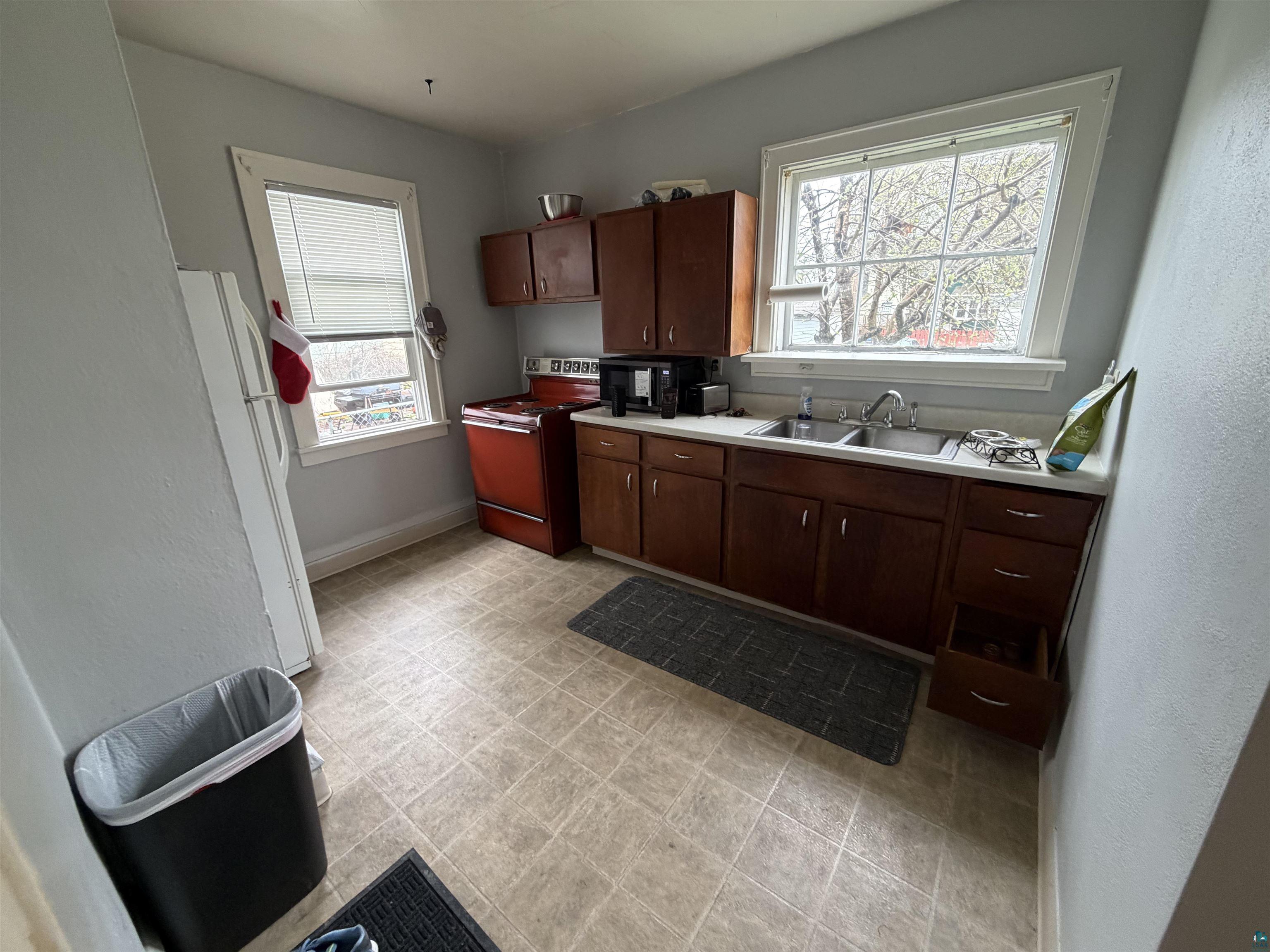 1303 Baxter Ave, Superior, WI 54880 Listing Photo  13