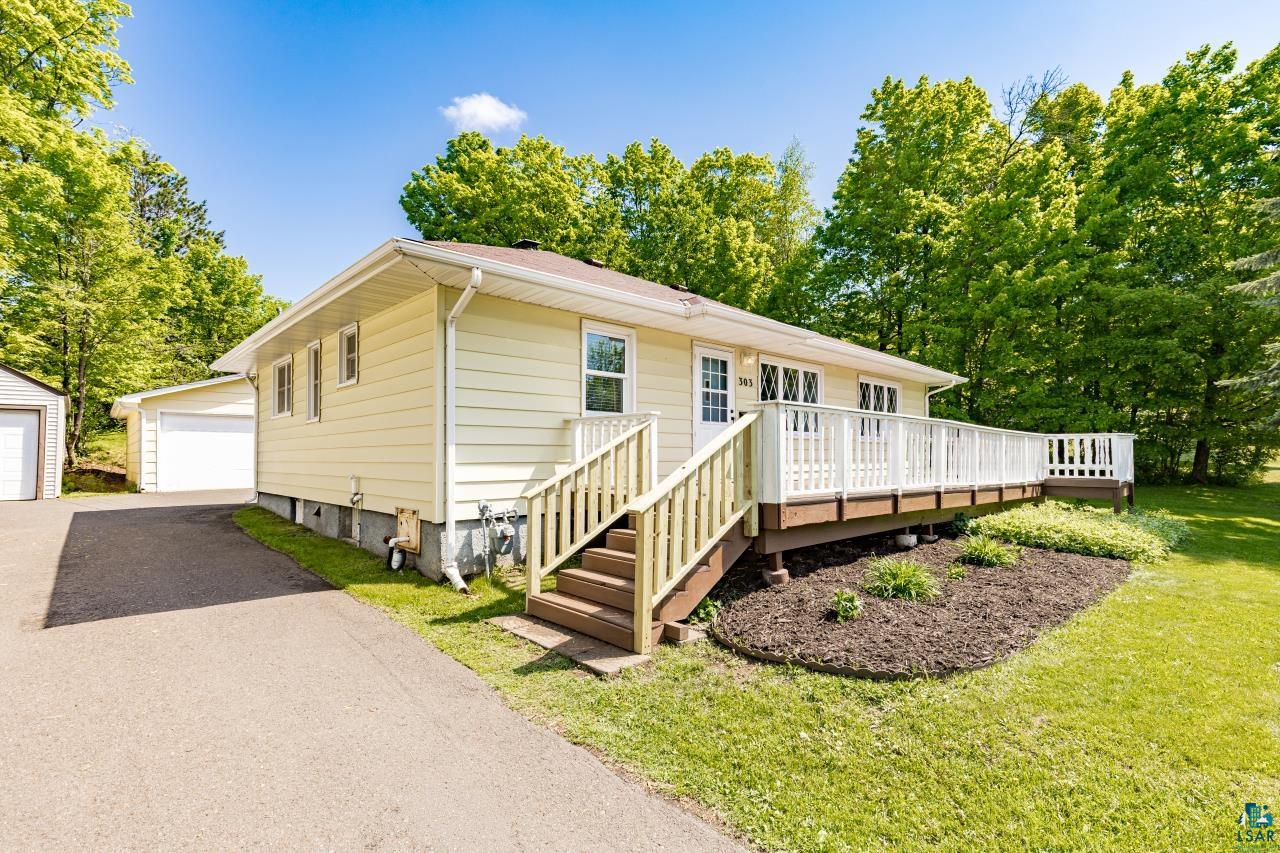 303 W Owatonna St, Duluth, MN 55803 Listing Photo  2