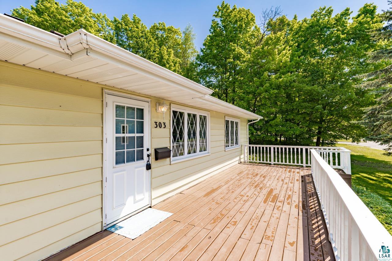 303 W Owatonna St, Duluth, MN 55803 Listing Photo  3