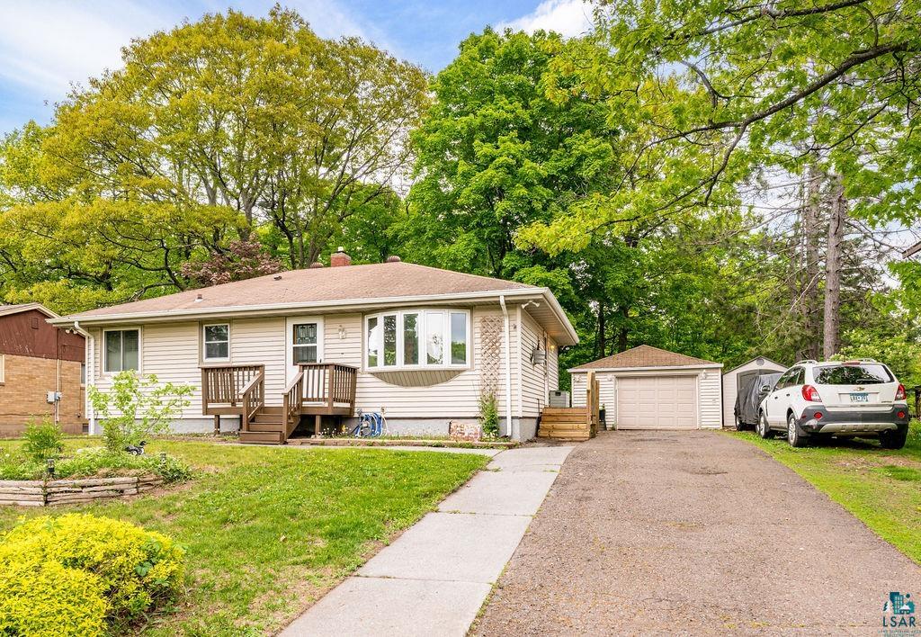 1724 Warren Ave, Duluth, MN 55811 Listing Photo  1
