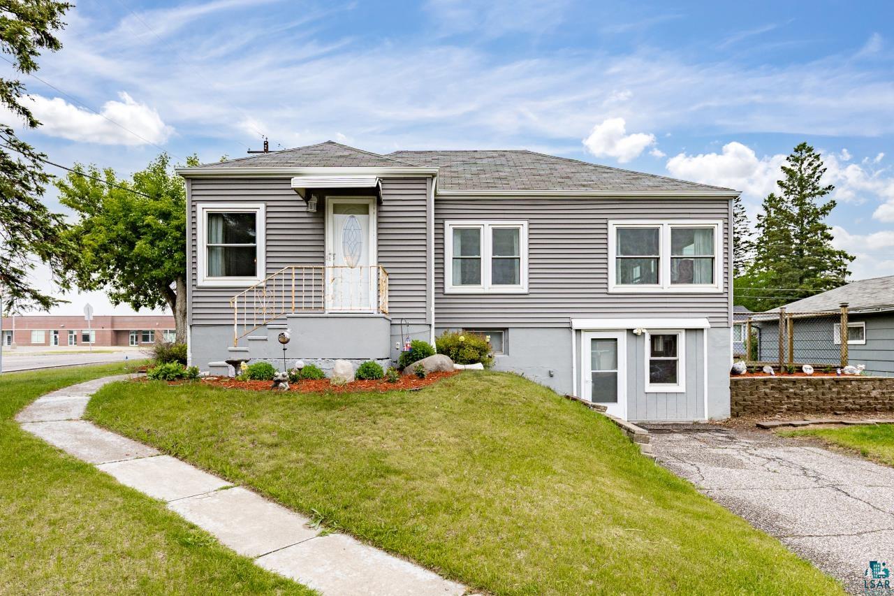2349 Nanticoke St, Duluth, MN 55811 Listing Photo  1