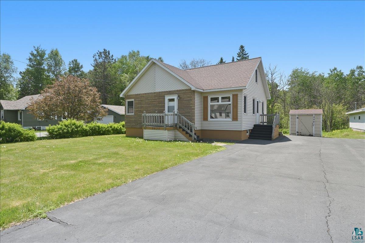 3021 Hutchinson Rd, Duluth, MN 55811 Listing Photo  1