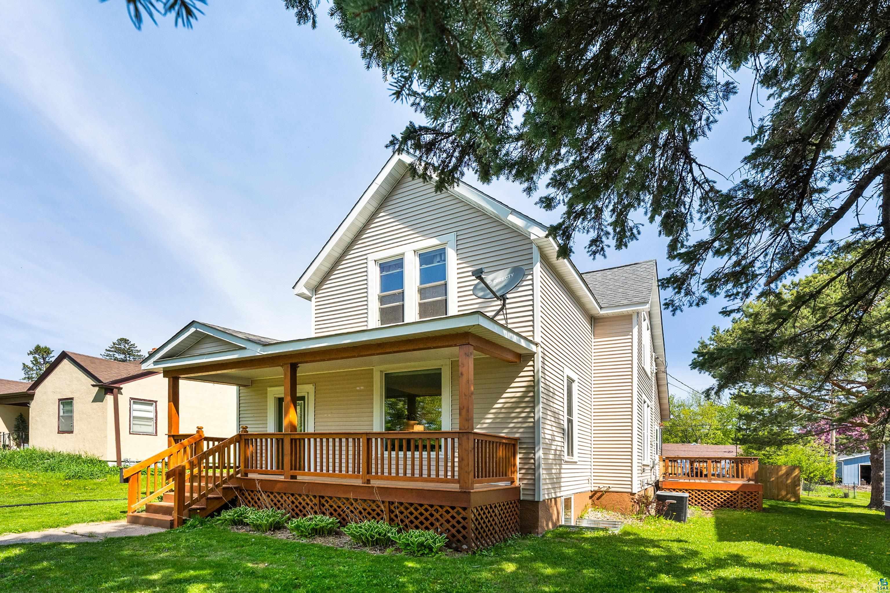 5005 Tioga St, Duluth, MN 55804 Listing Photo  2