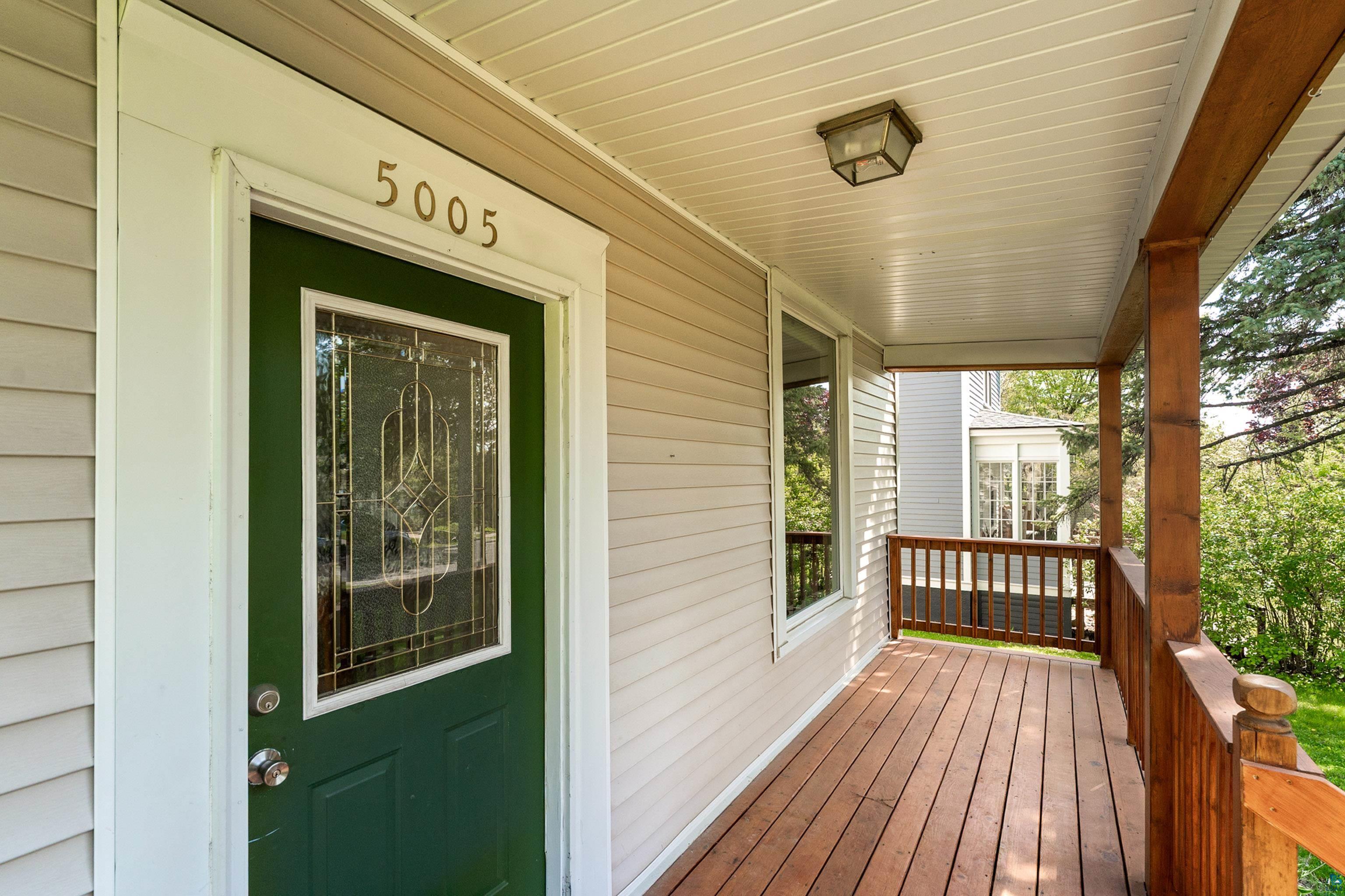 5005 Tioga St, Duluth, MN 55804 Listing Photo  3