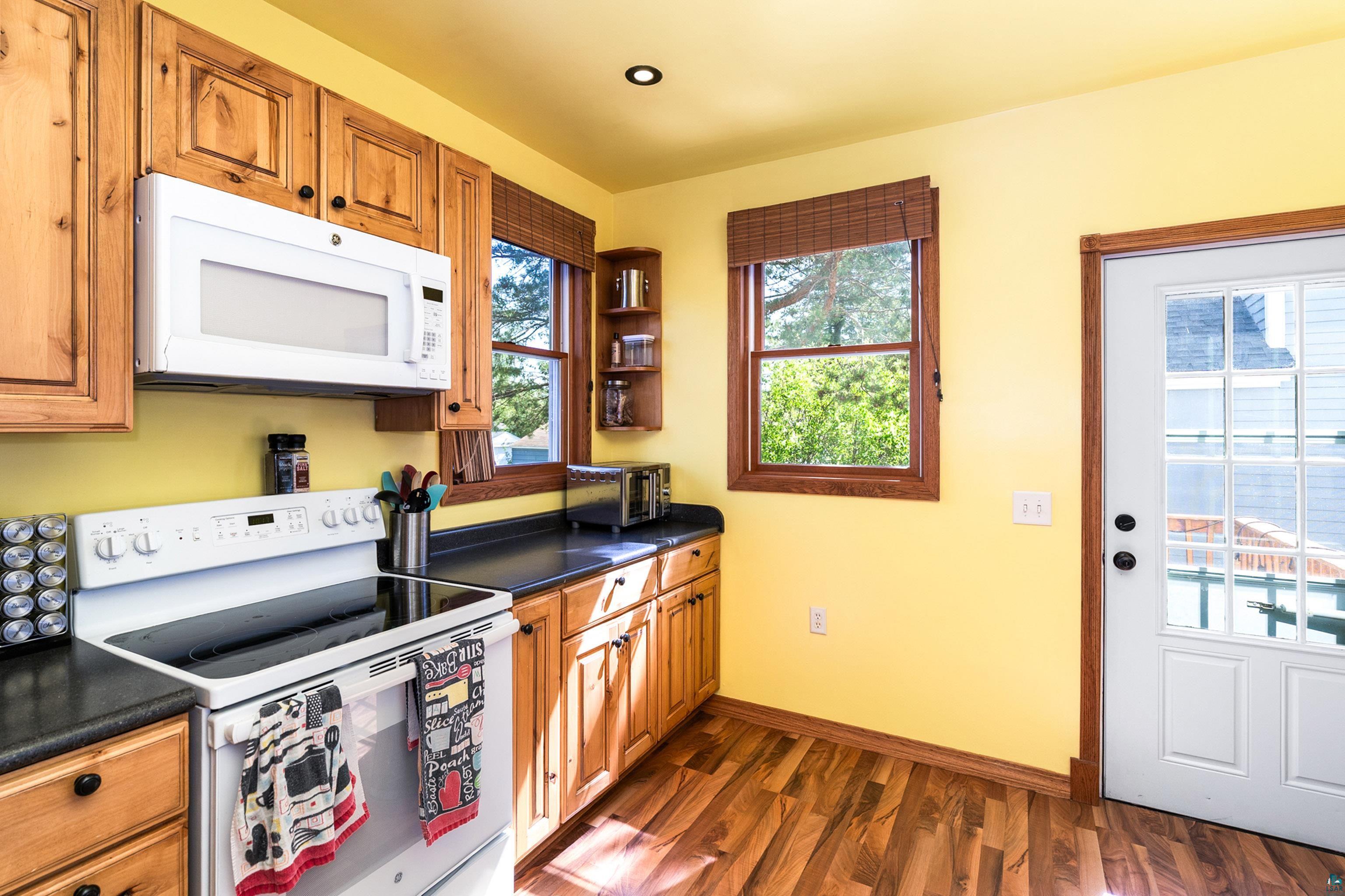 5005 Tioga St, Duluth, MN 55804 Listing Photo  22