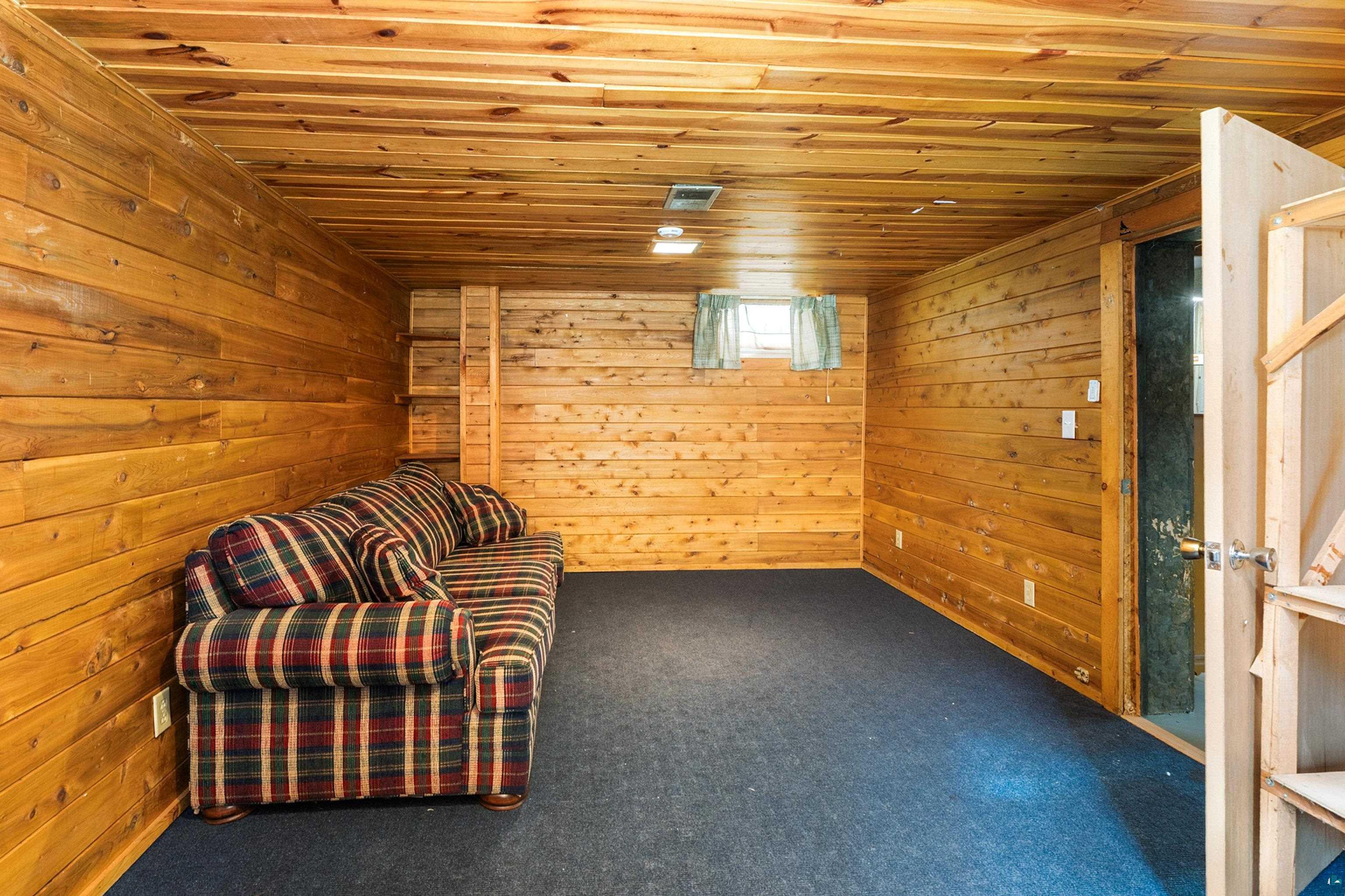 5005 Tioga St, Duluth, MN 55804 Listing Photo  45