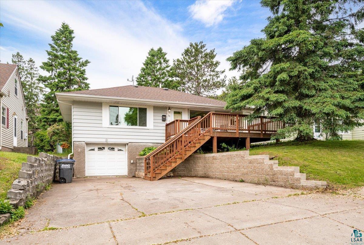 25 St. Paul Ave, Duluth, MN 55803 Listing Photo  1