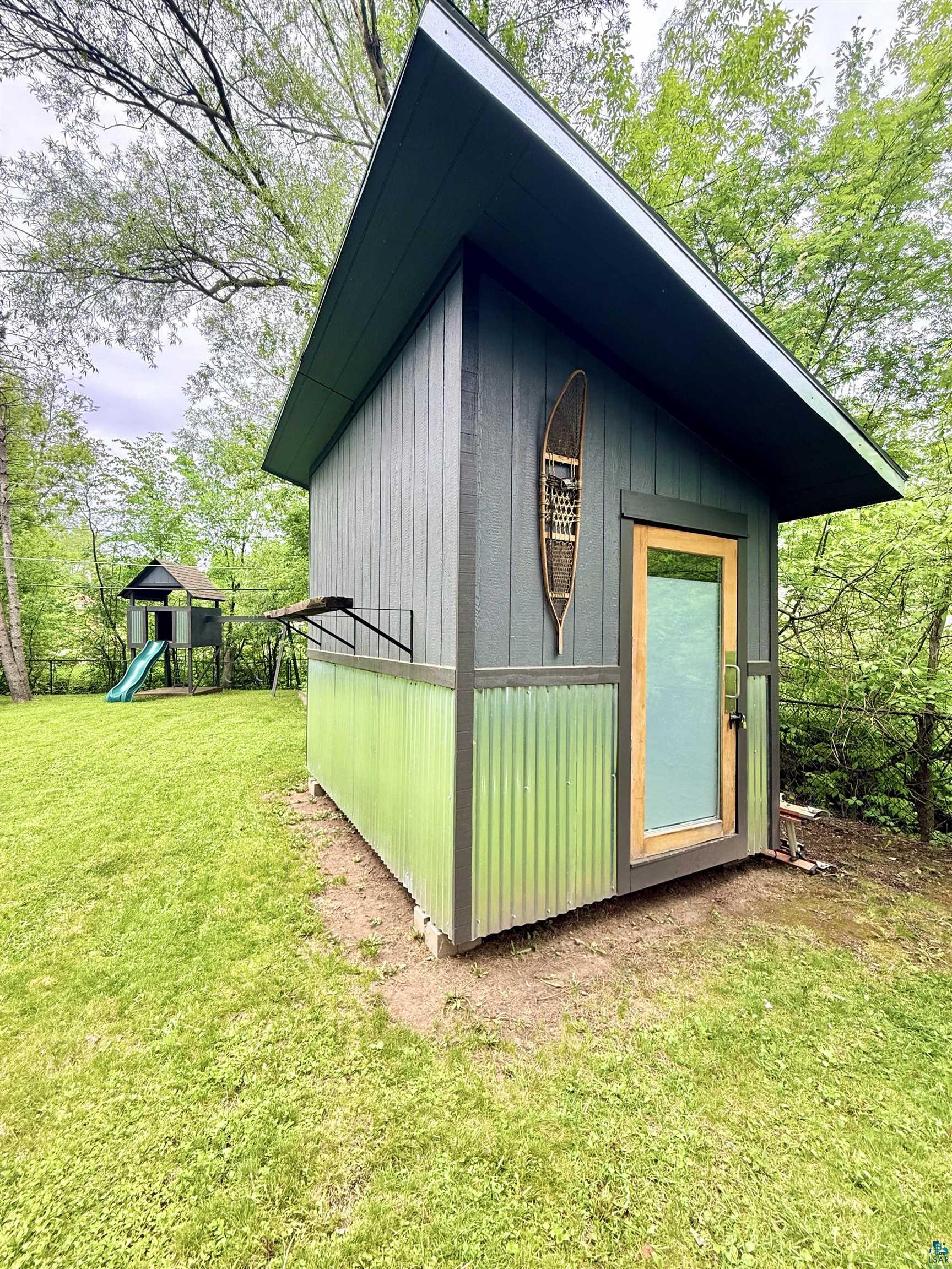 1811 Columbus Ave, Duluth, MN 55803 Listing Photo  13
