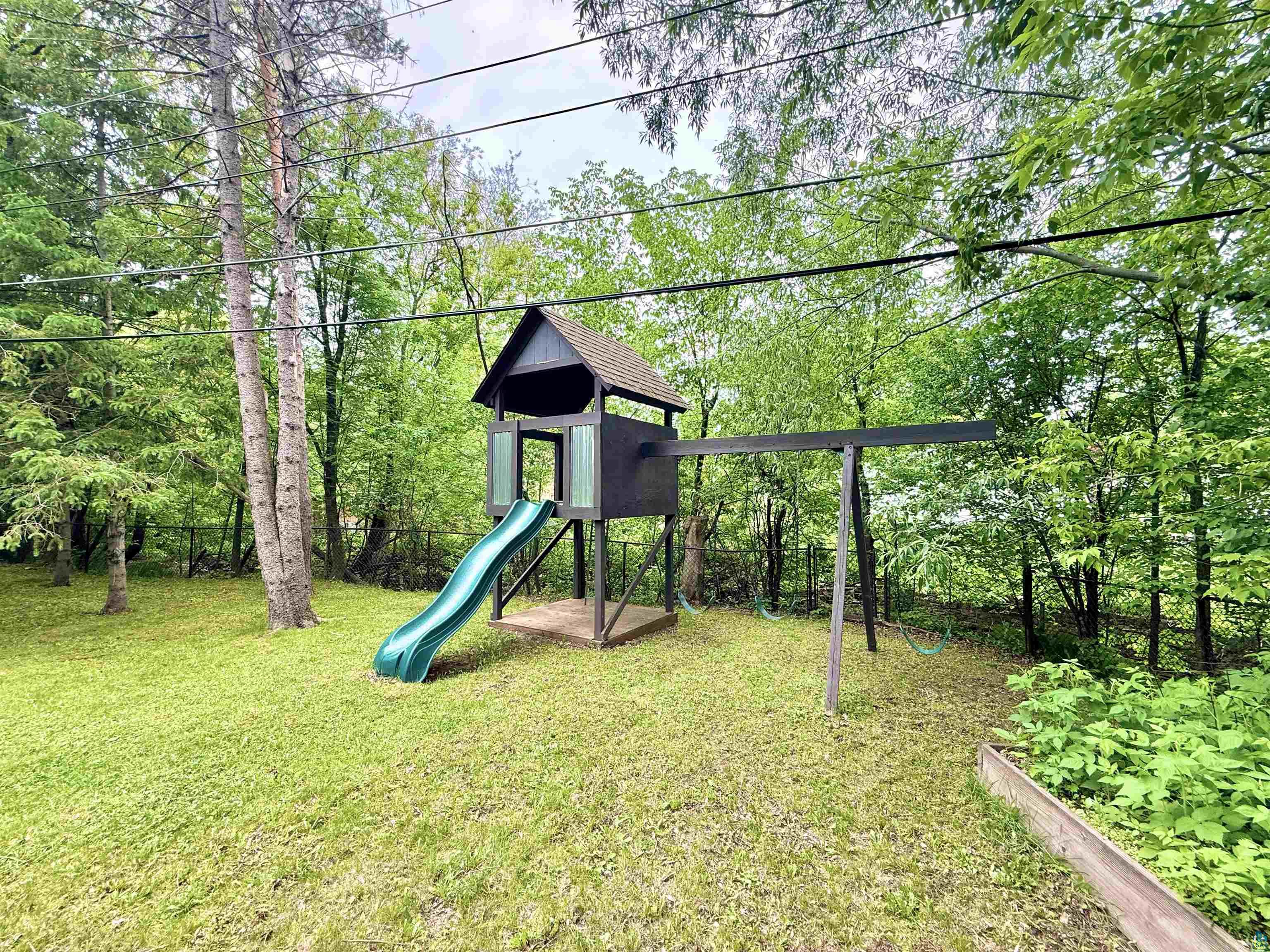 1811 Columbus Ave, Duluth, MN 55803 Listing Photo  14