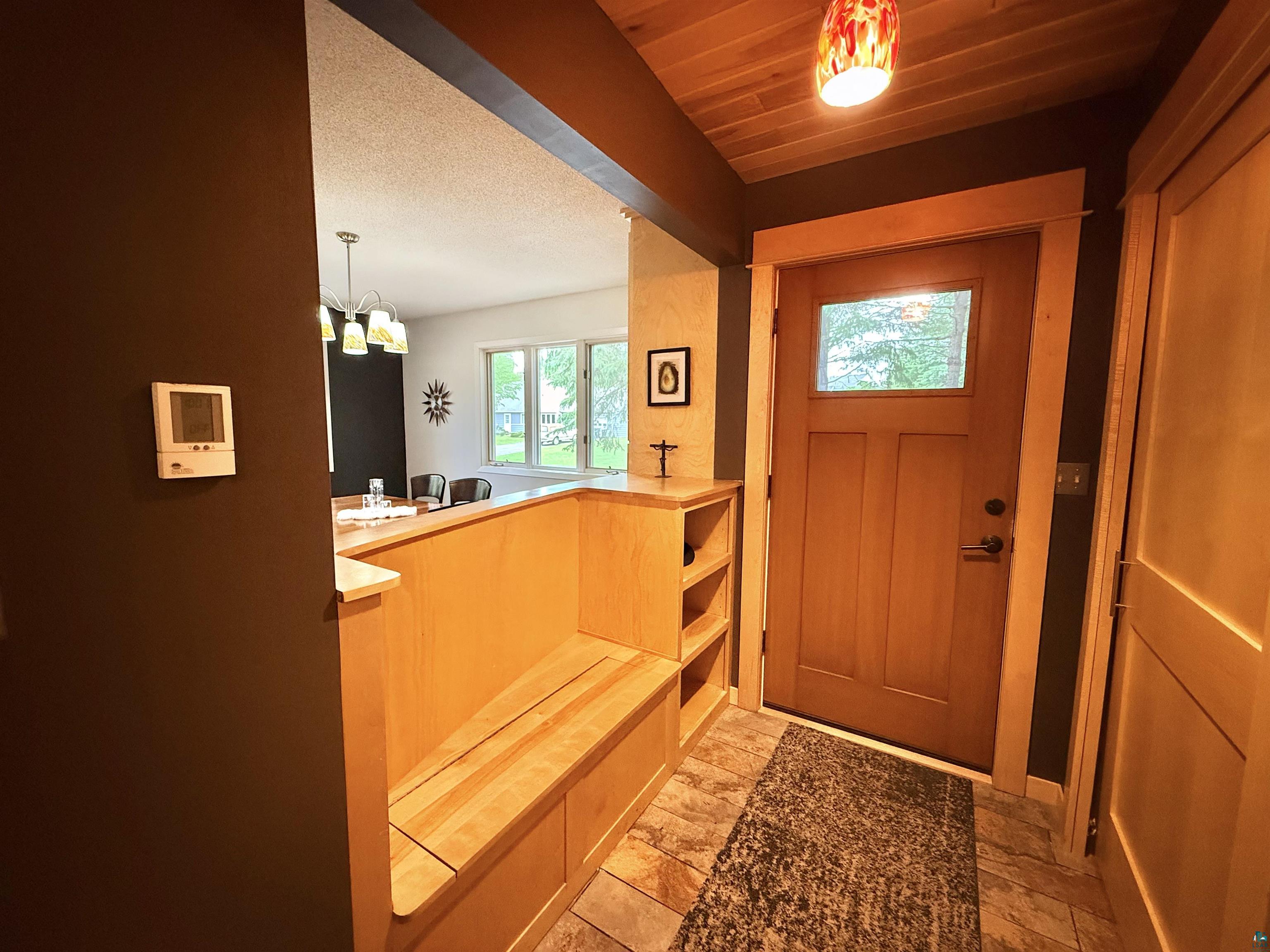 1811 Columbus Ave, Duluth, MN 55803 Listing Photo  31