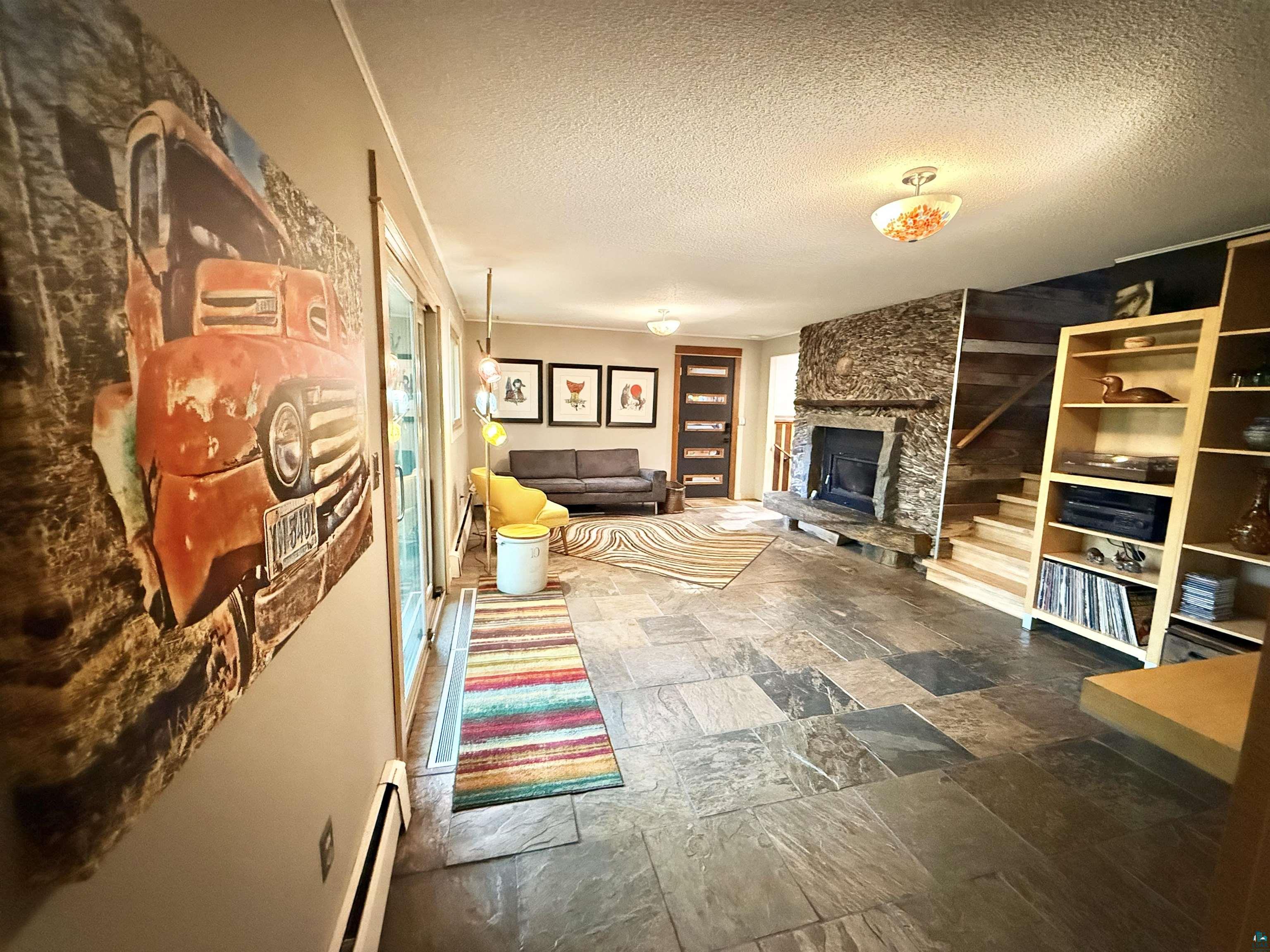 1811 Columbus Ave, Duluth, MN 55803 Listing Photo  57