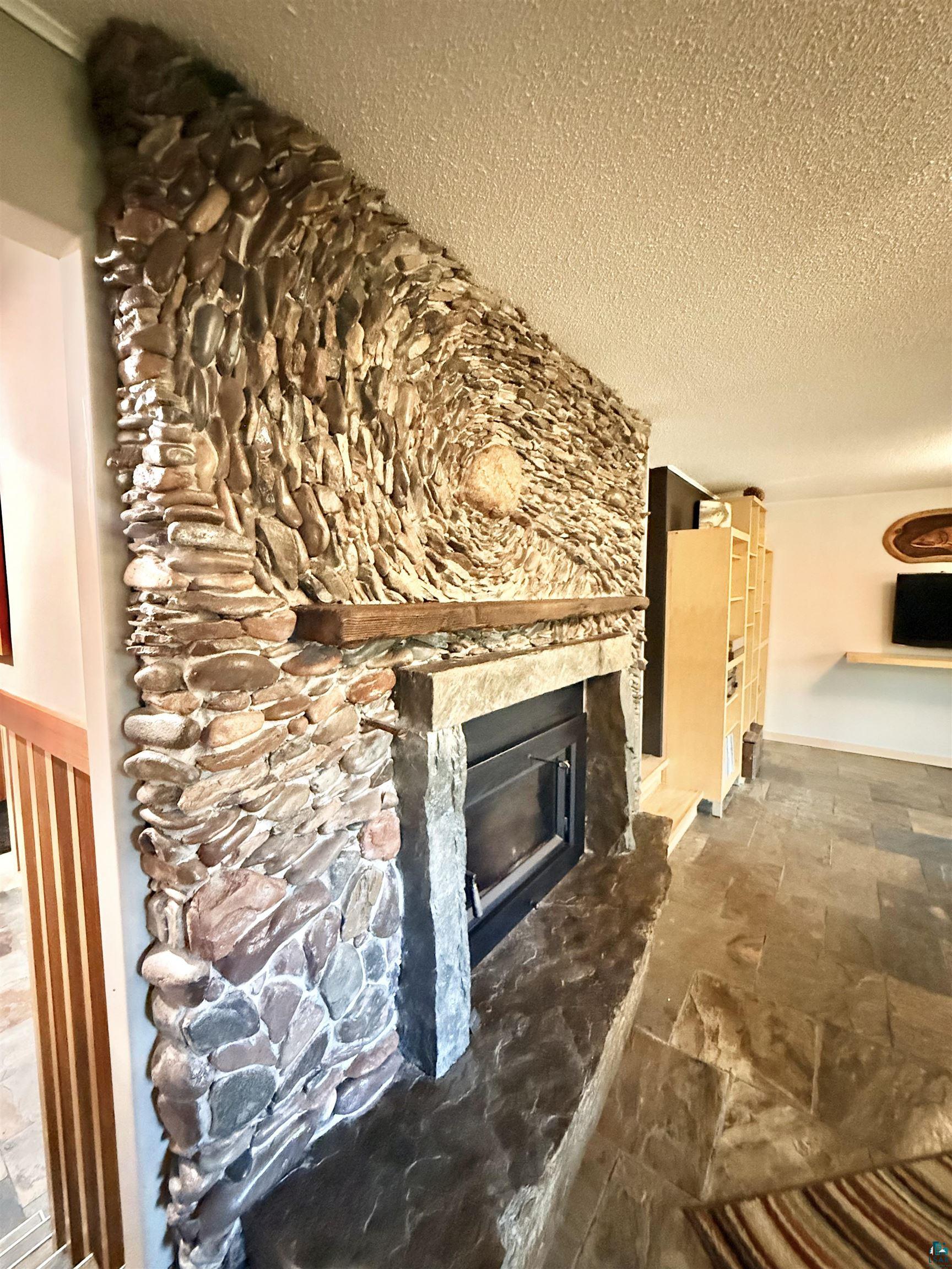 1811 Columbus Ave, Duluth, MN 55803 Listing Photo  59