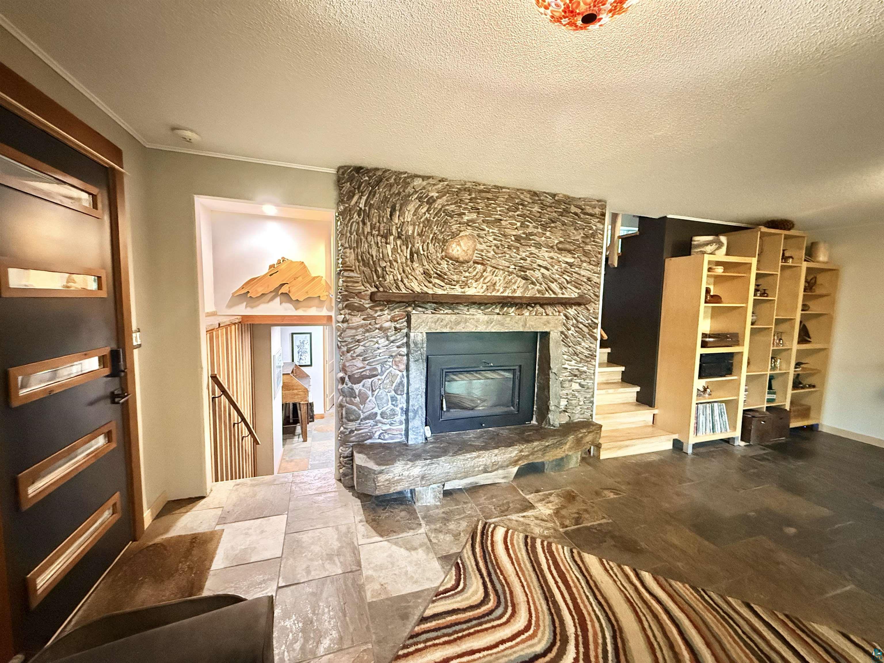 1811 Columbus Ave, Duluth, MN 55803 Listing Photo  62