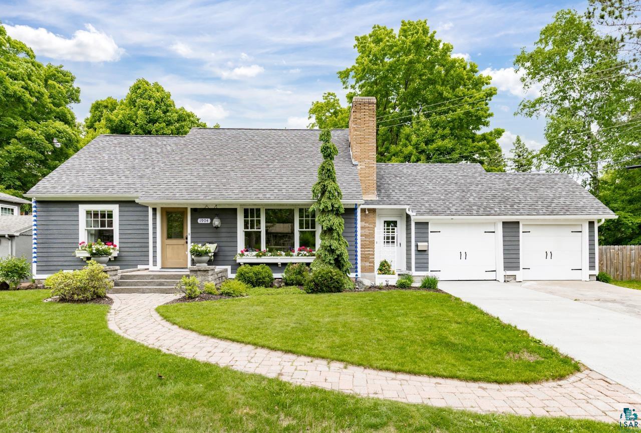 1904 Hartley Rd, Duluth, MN 55803 Listing Photo  1