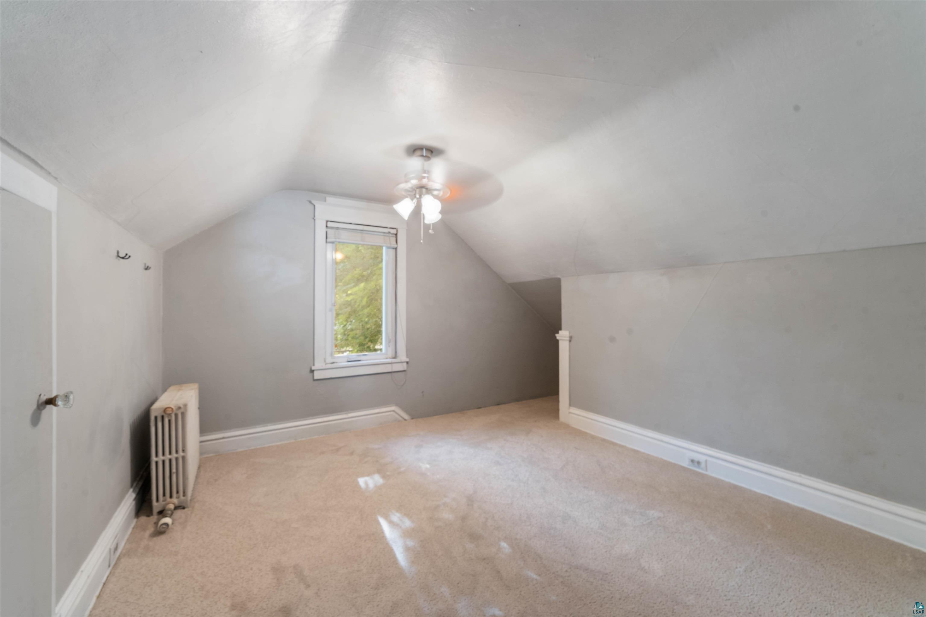 915 Grandview Ave, Duluth, MN 55812 Listing Photo  25