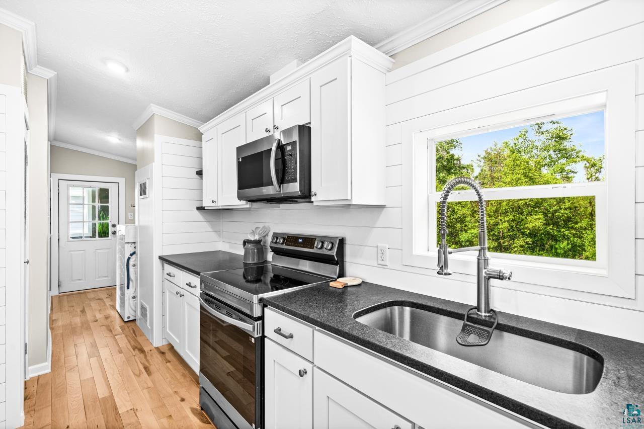 4407 Ugstad Rd, Hermantown, MN 55811 Listing Photo  14