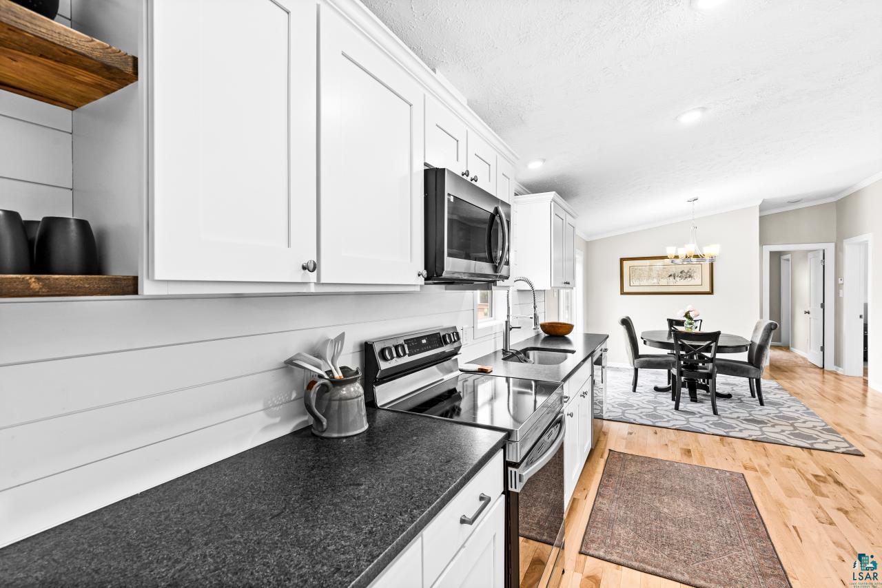 4407 Ugstad Rd, Hermantown, MN 55811 Listing Photo  10