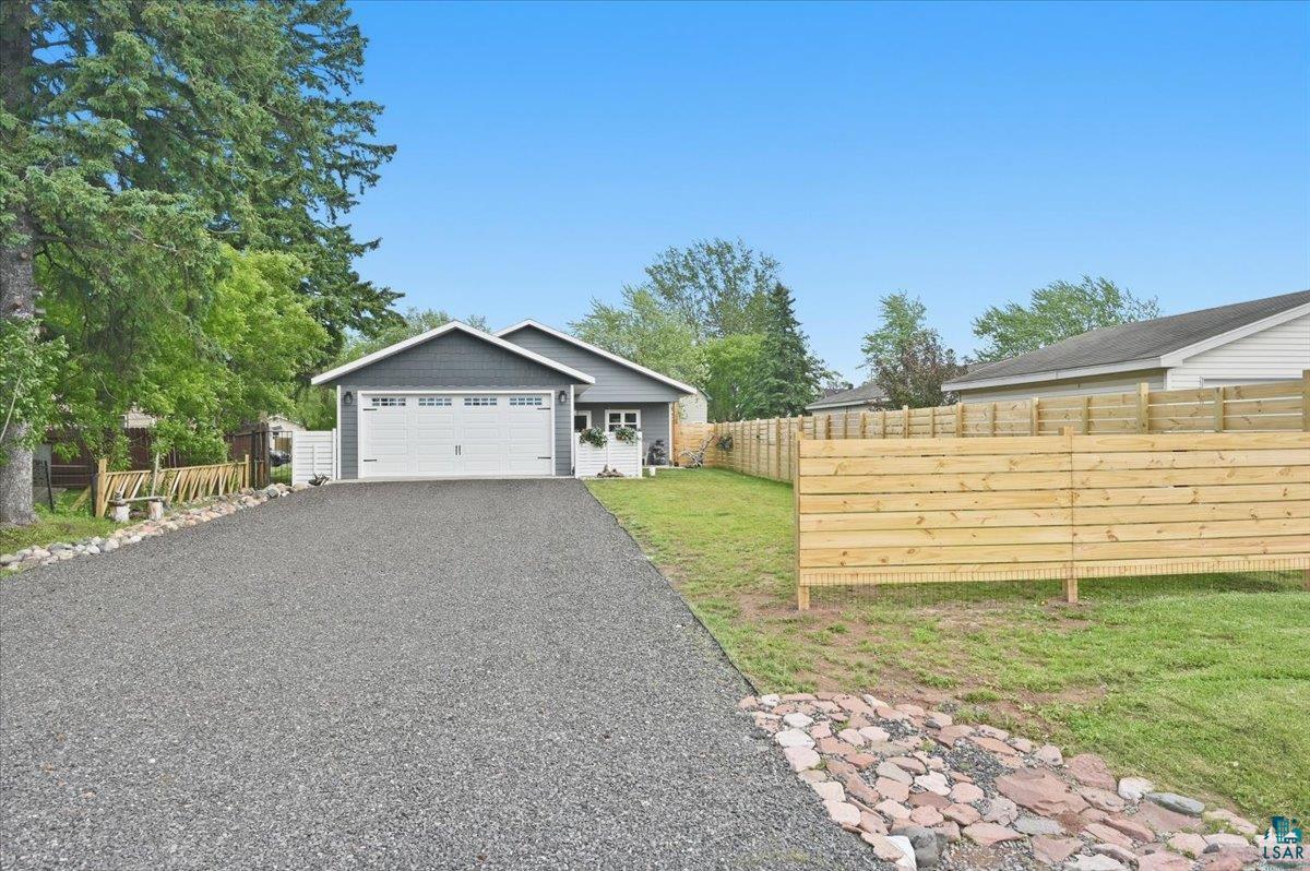 2213 Oakes Ave, Superior, WI 54880 Listing Photo  25