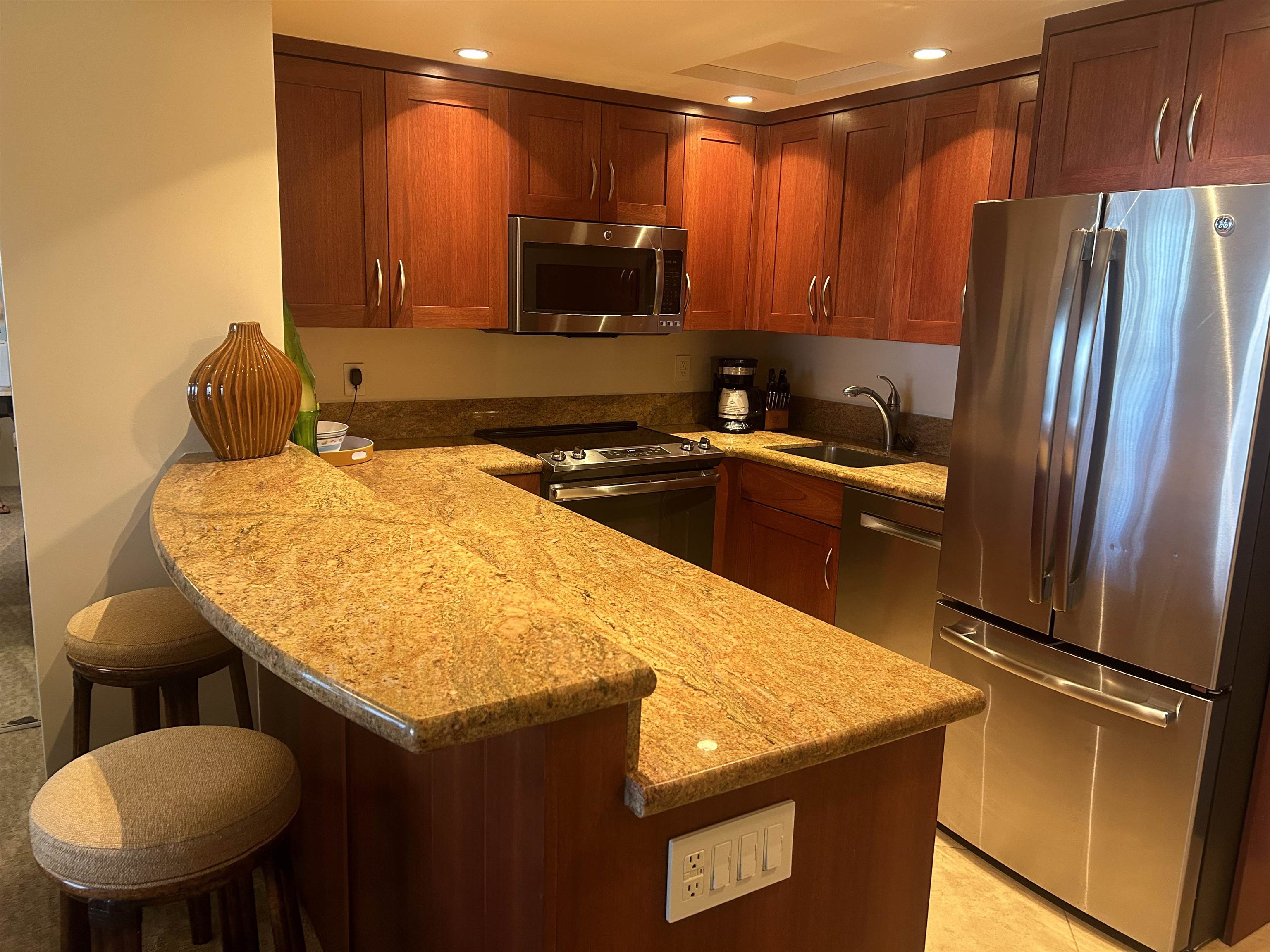 Whaler I — photo 6