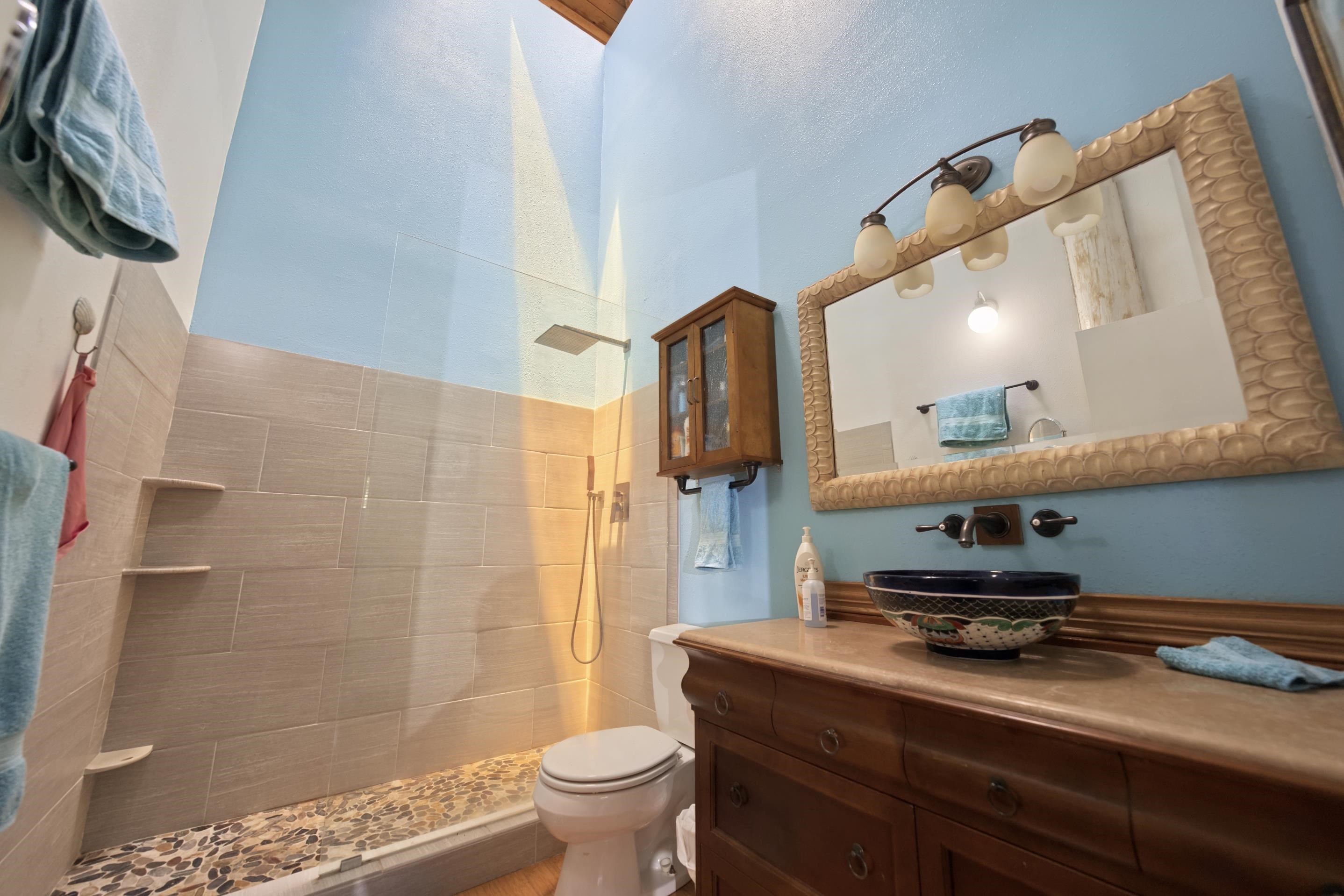 2452 Kamehameha V Hwy, Kaunakakai, HI, 96748