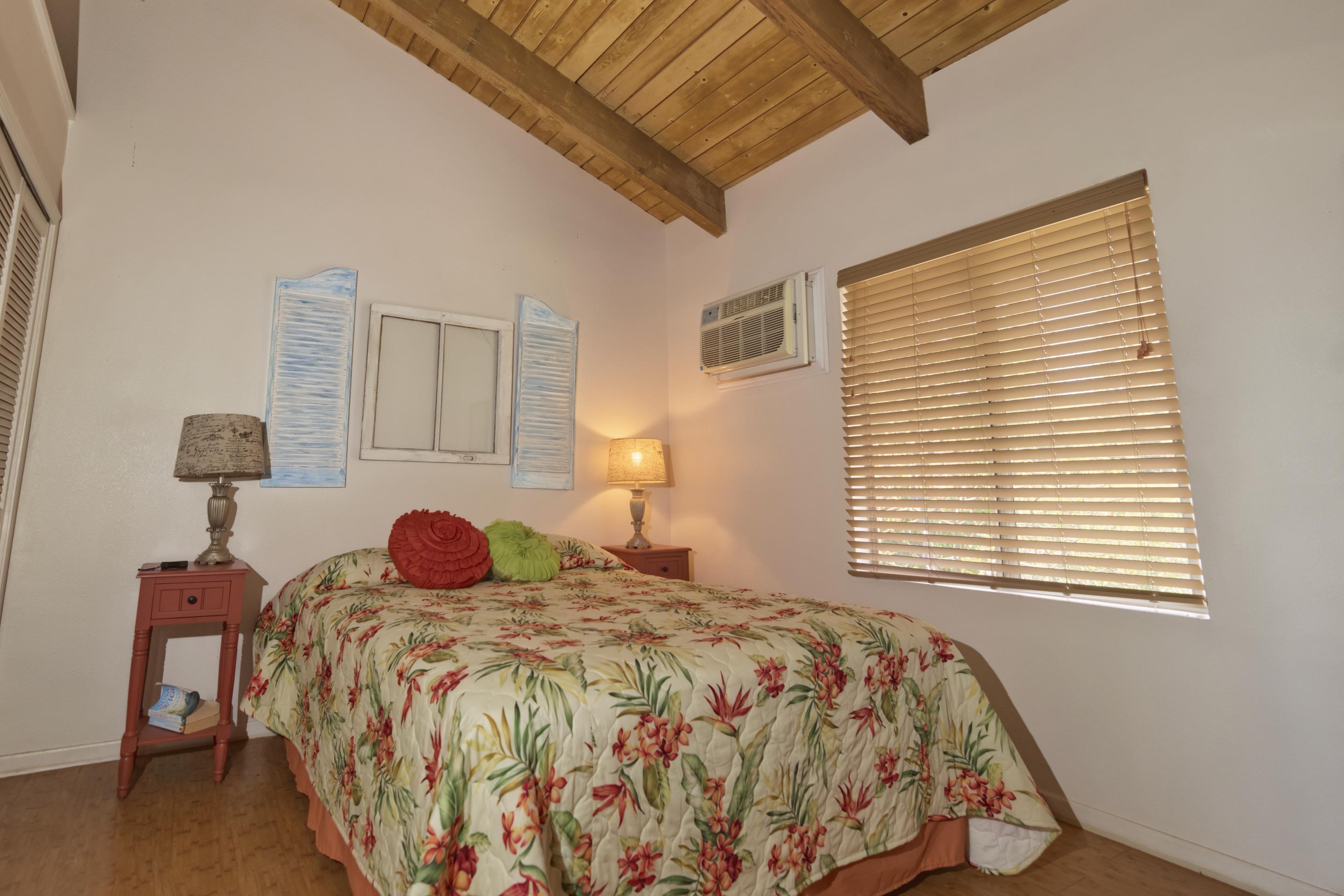 2452 Kamehameha V Hwy, Kaunakakai, HI, 96748