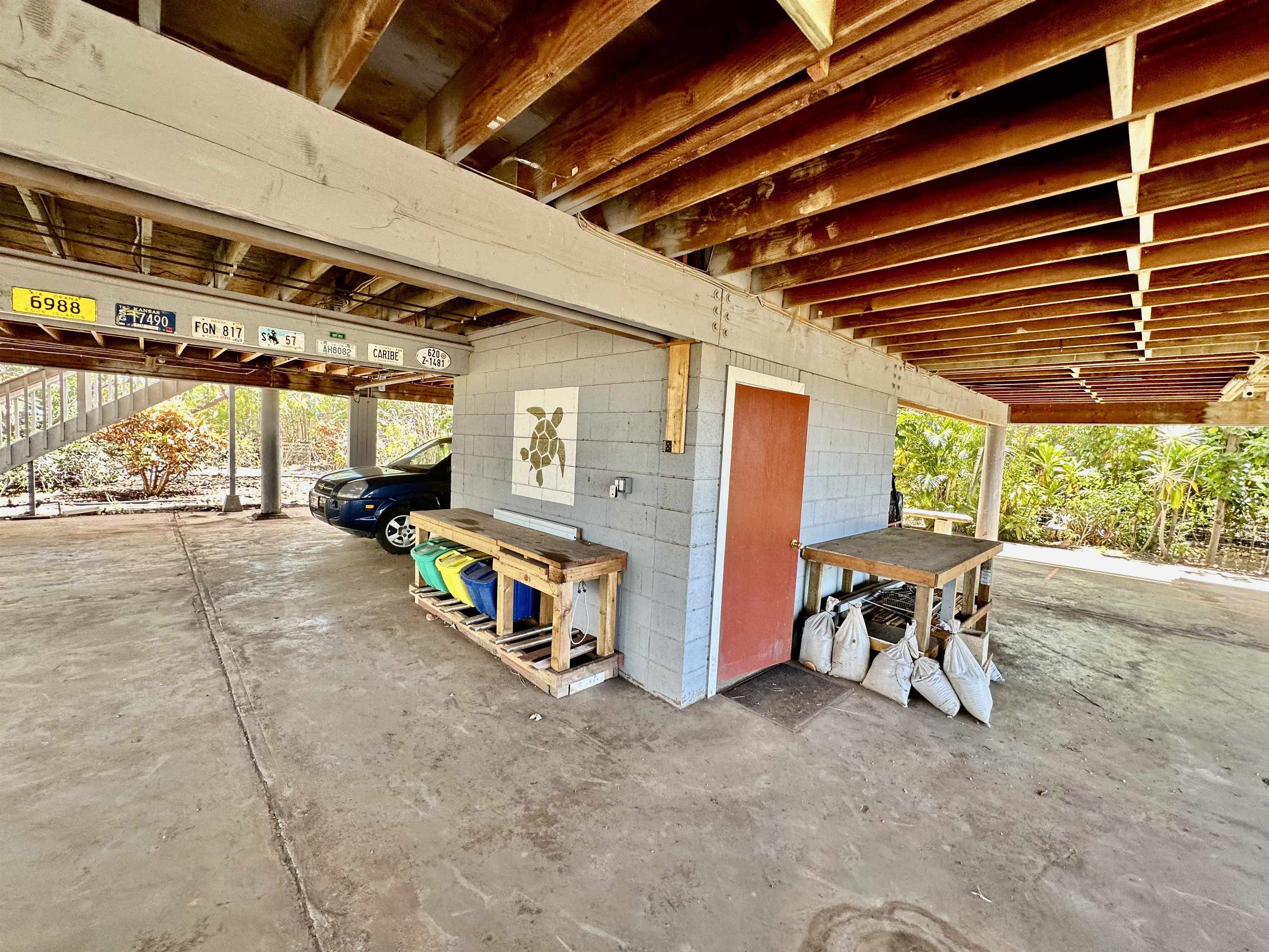 2452 Kamehameha V Hwy, Kaunakakai, HI, 96748