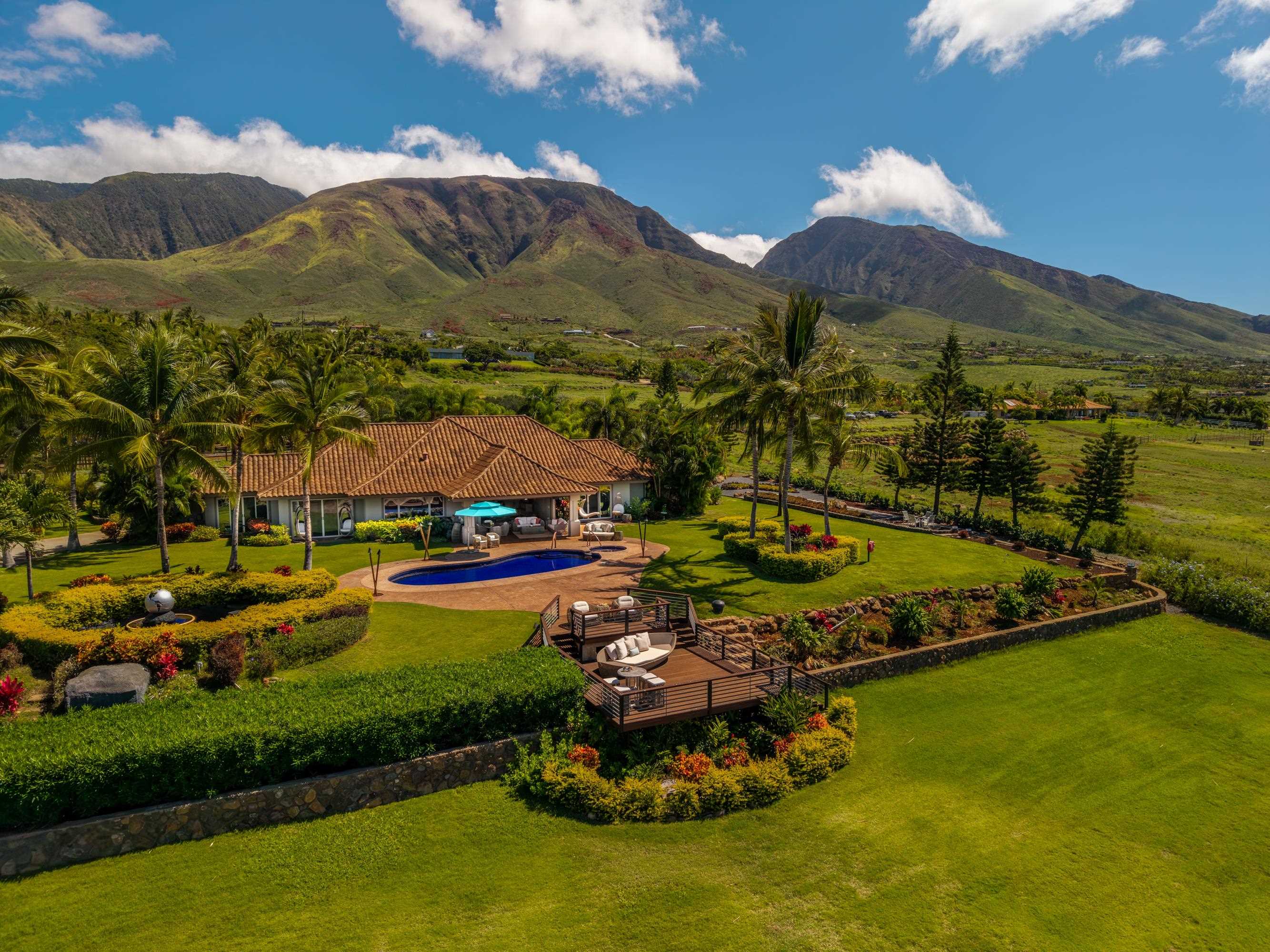 Puunoa Estates — Puunoa Estates, Lahaina — property photo 3 of 47