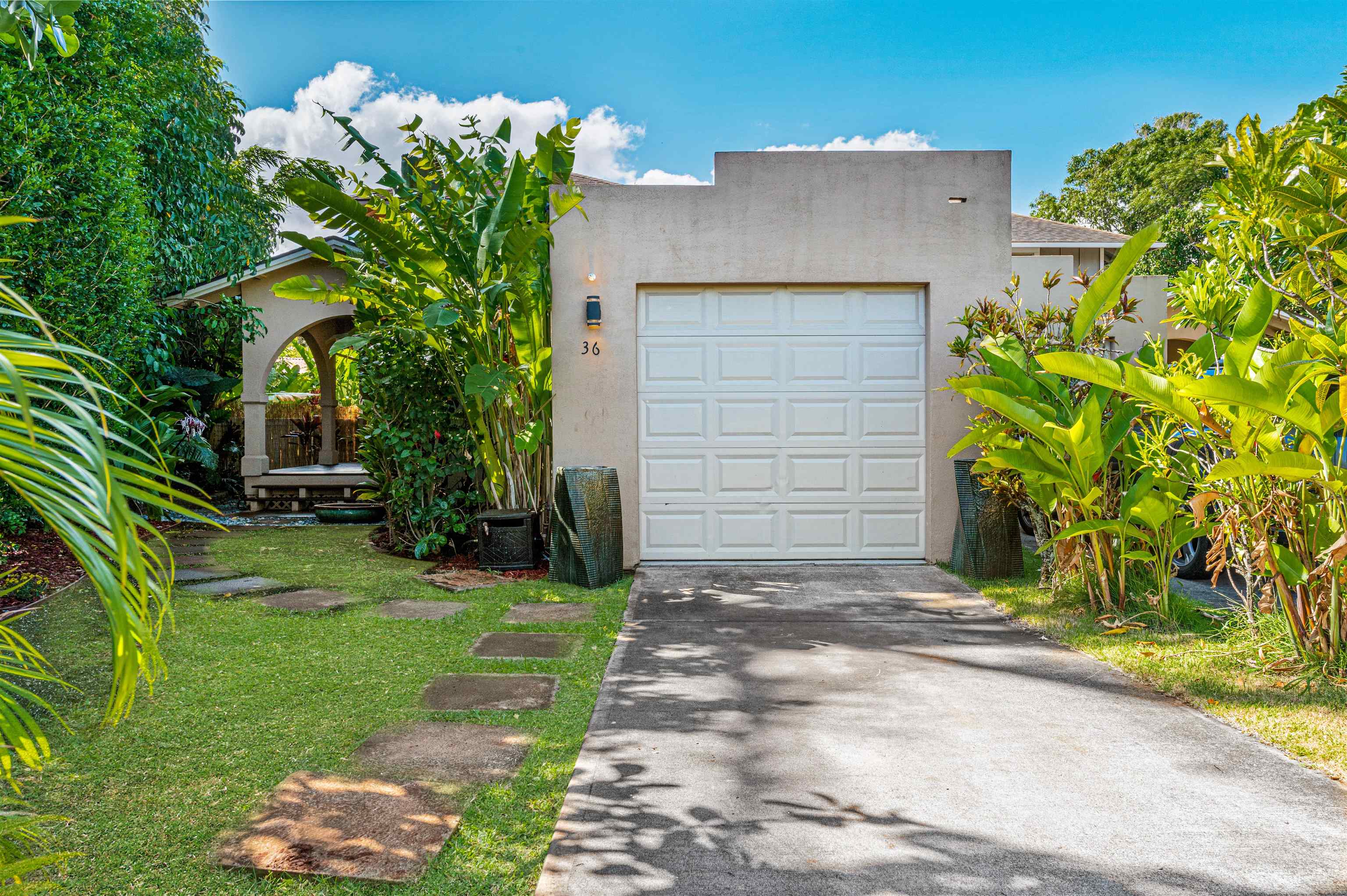 36 Hoku Pl, Paia, HI, 96779