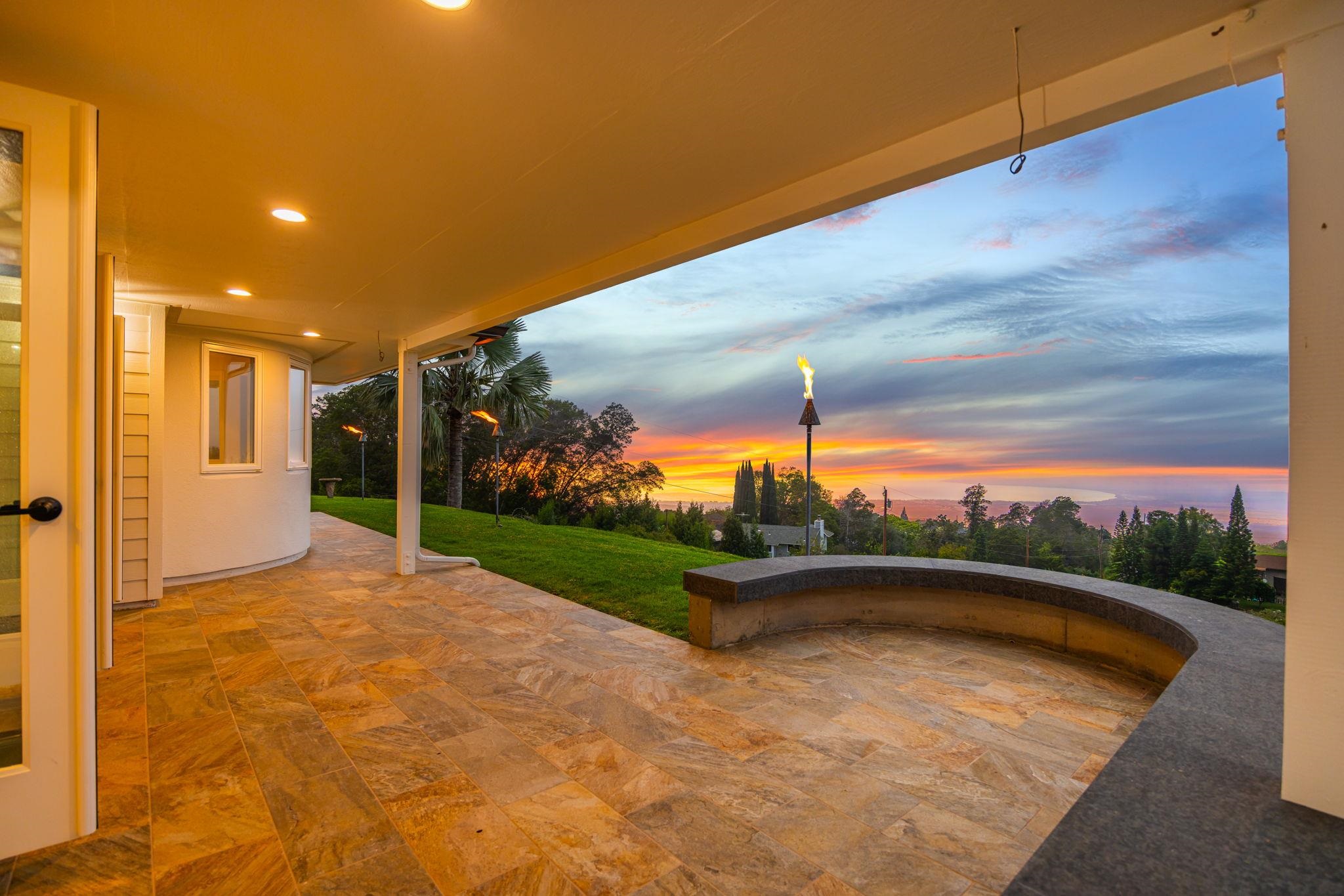 7733 Kula Hwy, Kula, HI, 96790