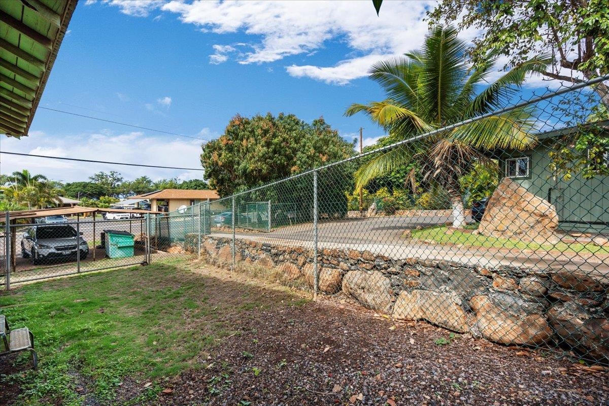 275 Kenolio Rd, Kihei, HI, 96753