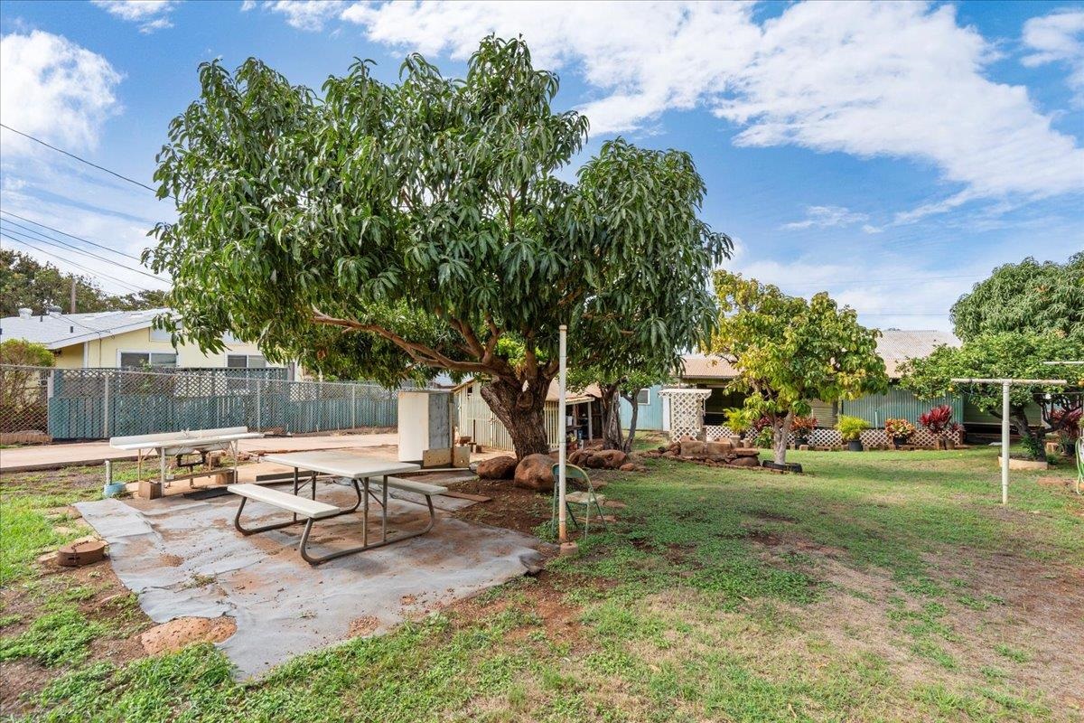 275 Kenolio Rd, Kihei, HI, 96753