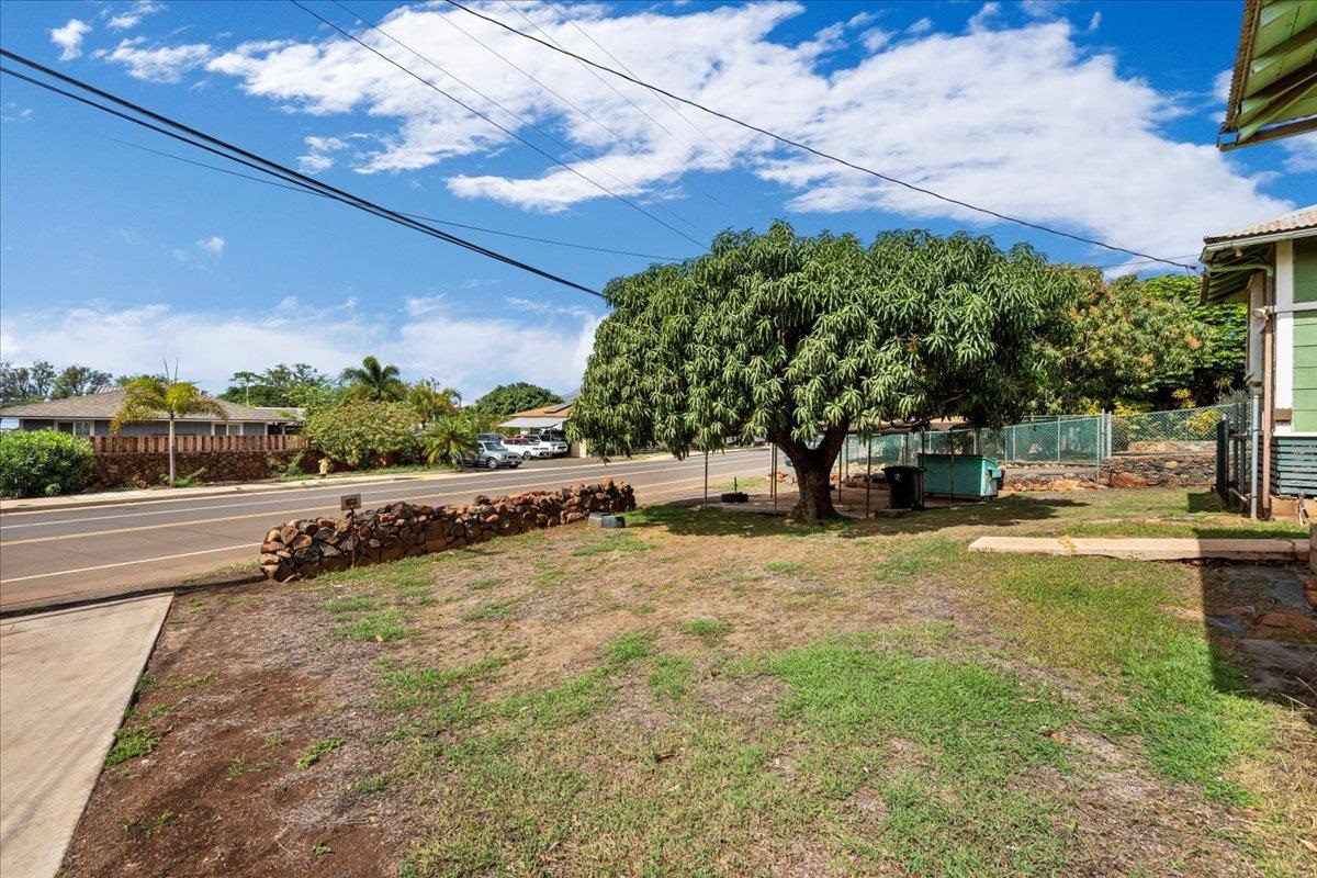 275 Kenolio Rd, Kihei, HI, 96753