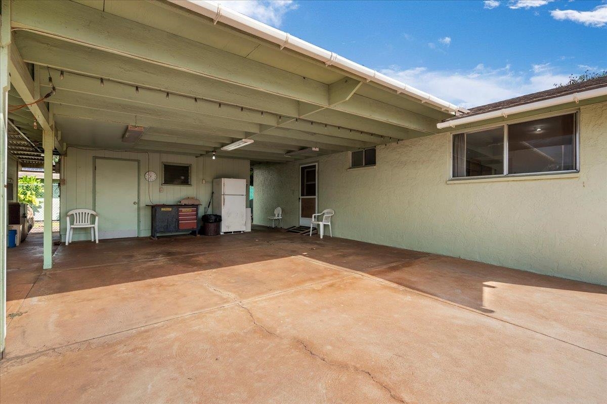 275 Kenolio Rd, Kihei, HI, 96753