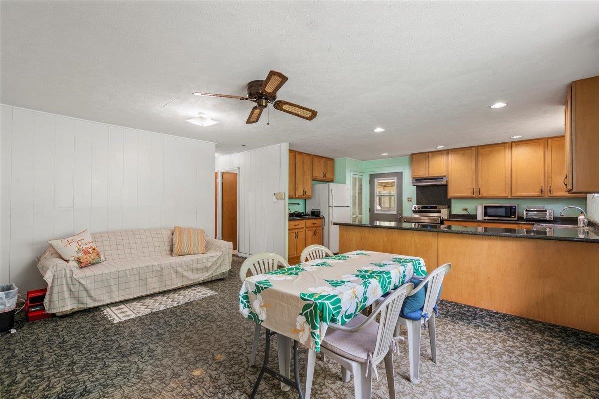 275 Kenolio Rd, Kihei, HI, 96753