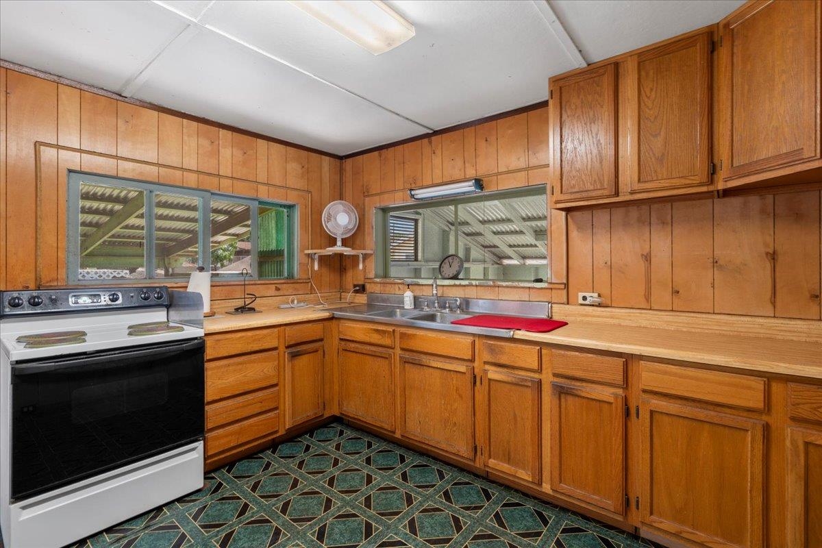 275 Kenolio Rd, Kihei, HI, 96753